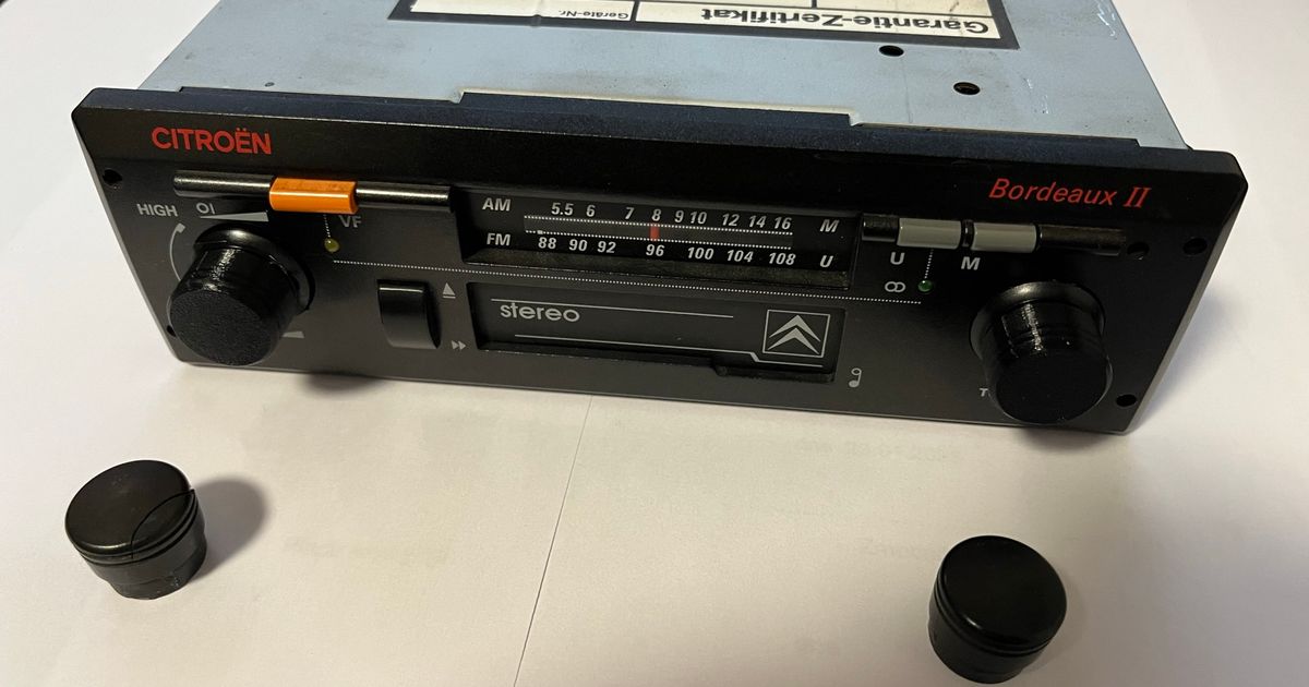 Old car radio buttons Bordaux II by Hopkins_CZZ Download free STL