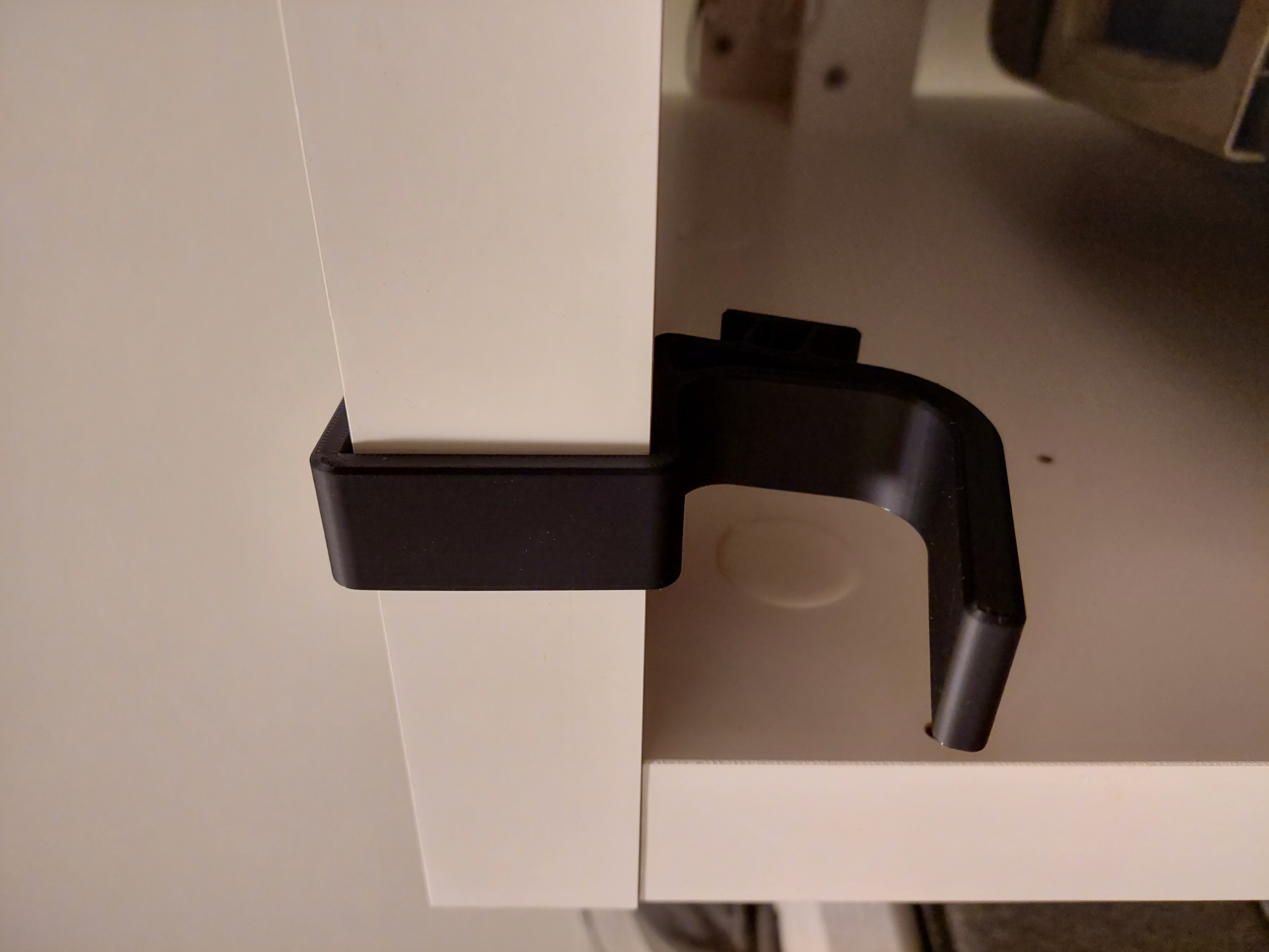 Table (50mm) Headphone Hanger