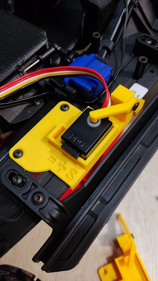 TRX4 FUSION SWITCH BUTTON MOUNT