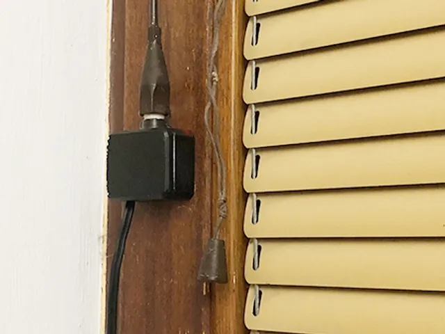 DIY automated window blinds that work with Homekit and Alexa