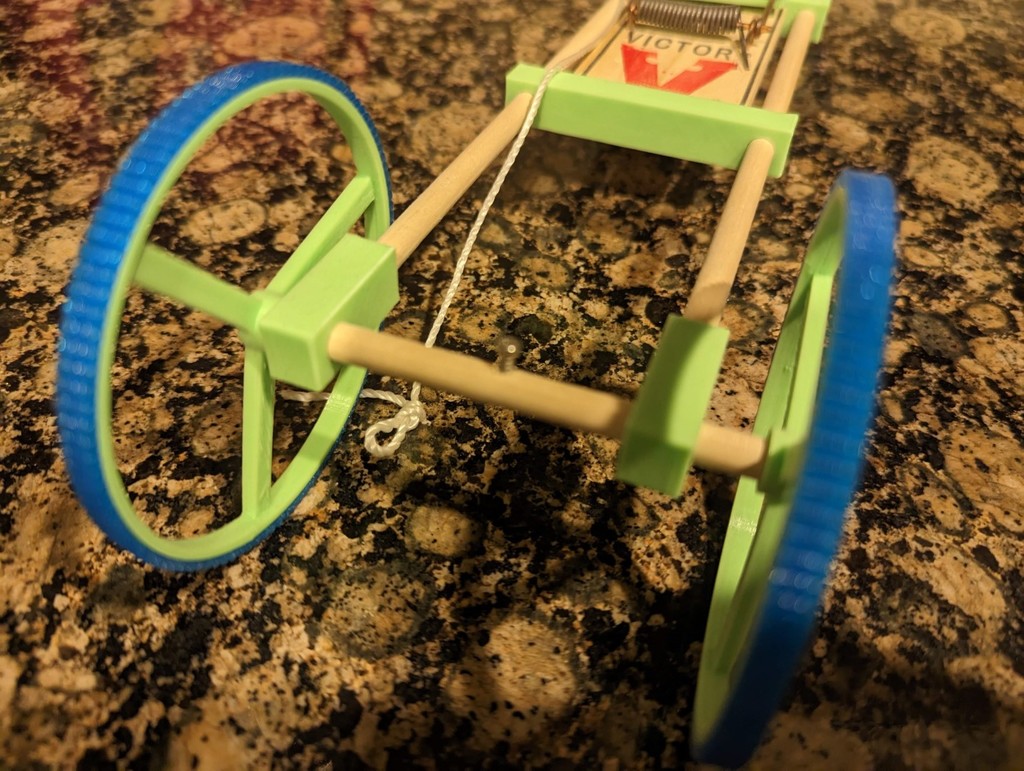 Miniatura 4 do modelo 3D Mouse trap car