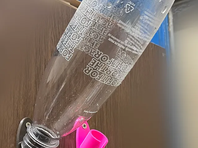 Sodastream holder (odkapávač na lahve Sodastream)