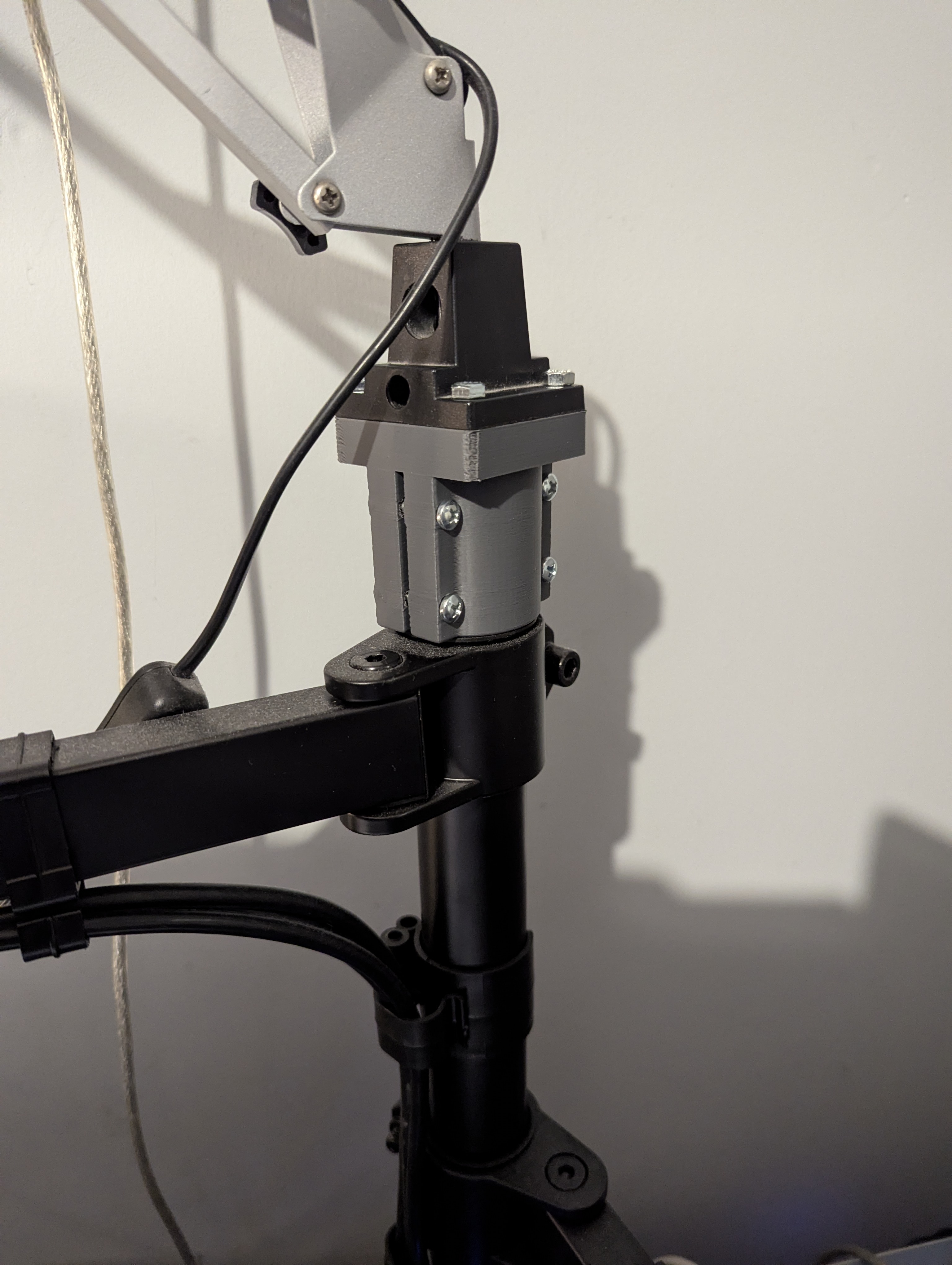 Adapter for Mounting IKEA TERTIAL Lamp on STUBBERGET Monitor Arm