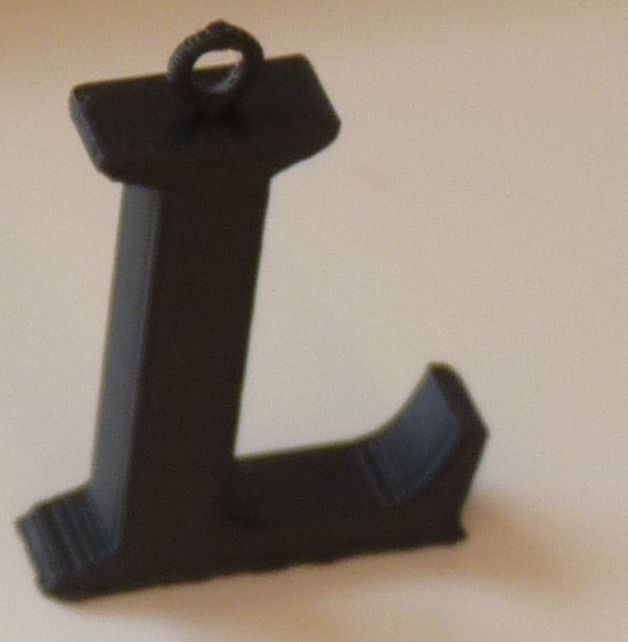 Porte clé en forme de L