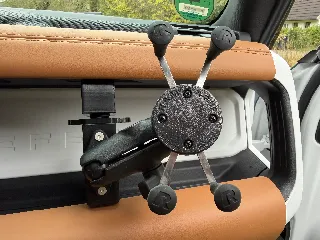 Land Rover New Defender Universal Mount