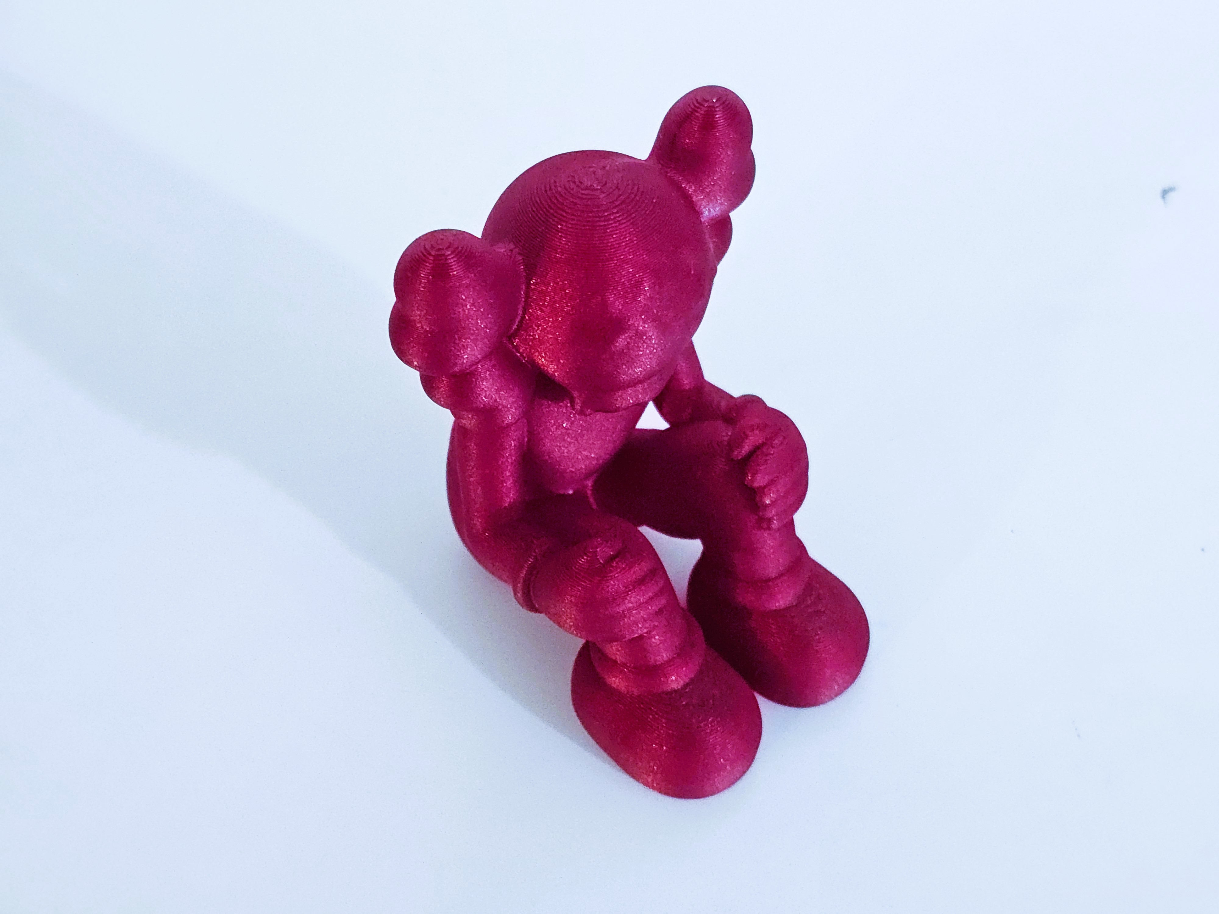 Miniatura 2 do modelo 3D Kaws seated figure