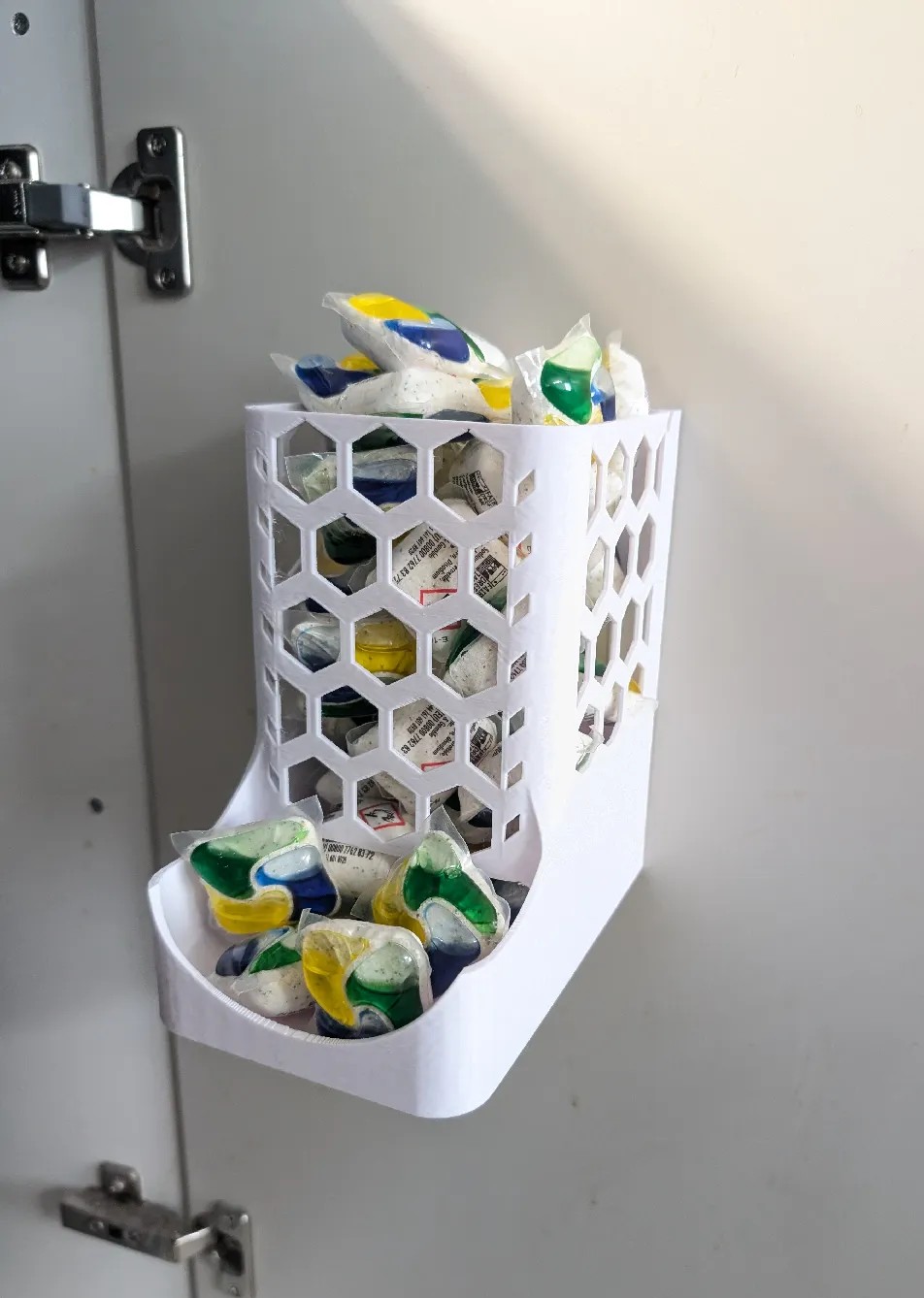 Material saving dishwasher tablet dispenser 3D model thumbnail