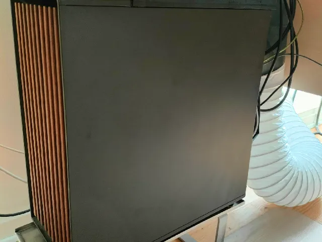 Fractal North ducting shroud