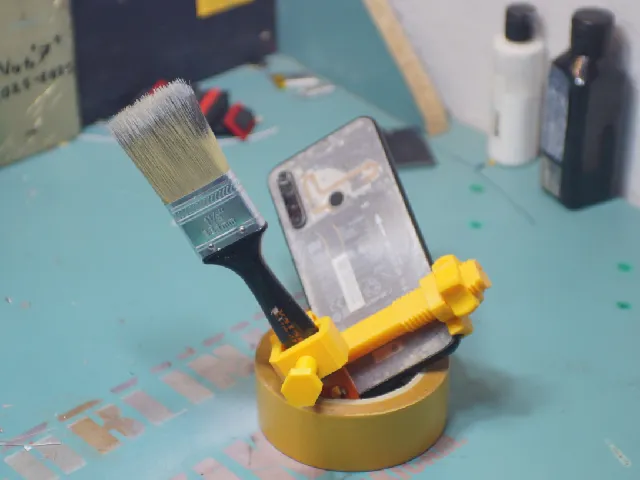 Phone / GoPro Brush / Pen Mount / Adapter - POV: You are the brush.