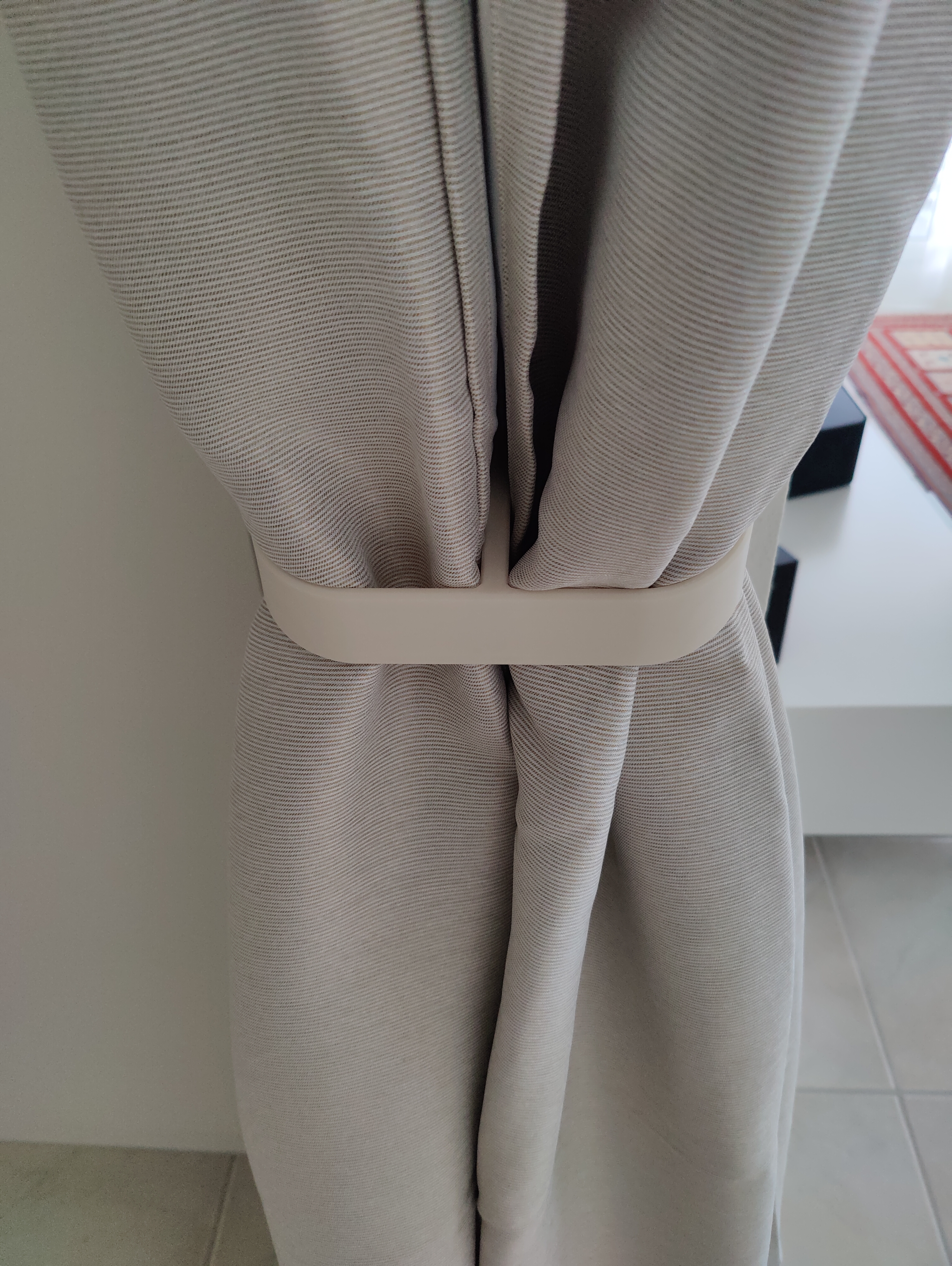 Double curtain hook
