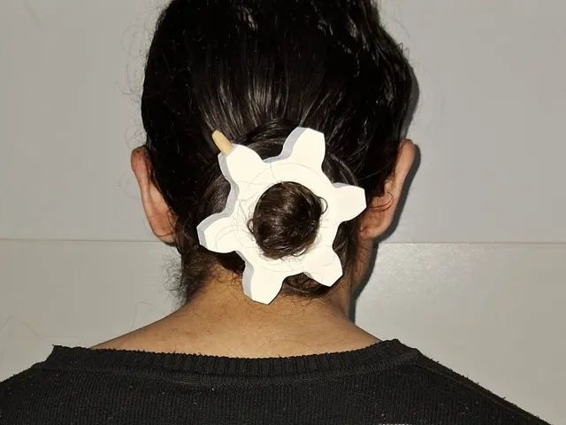 Gear Hair Pin