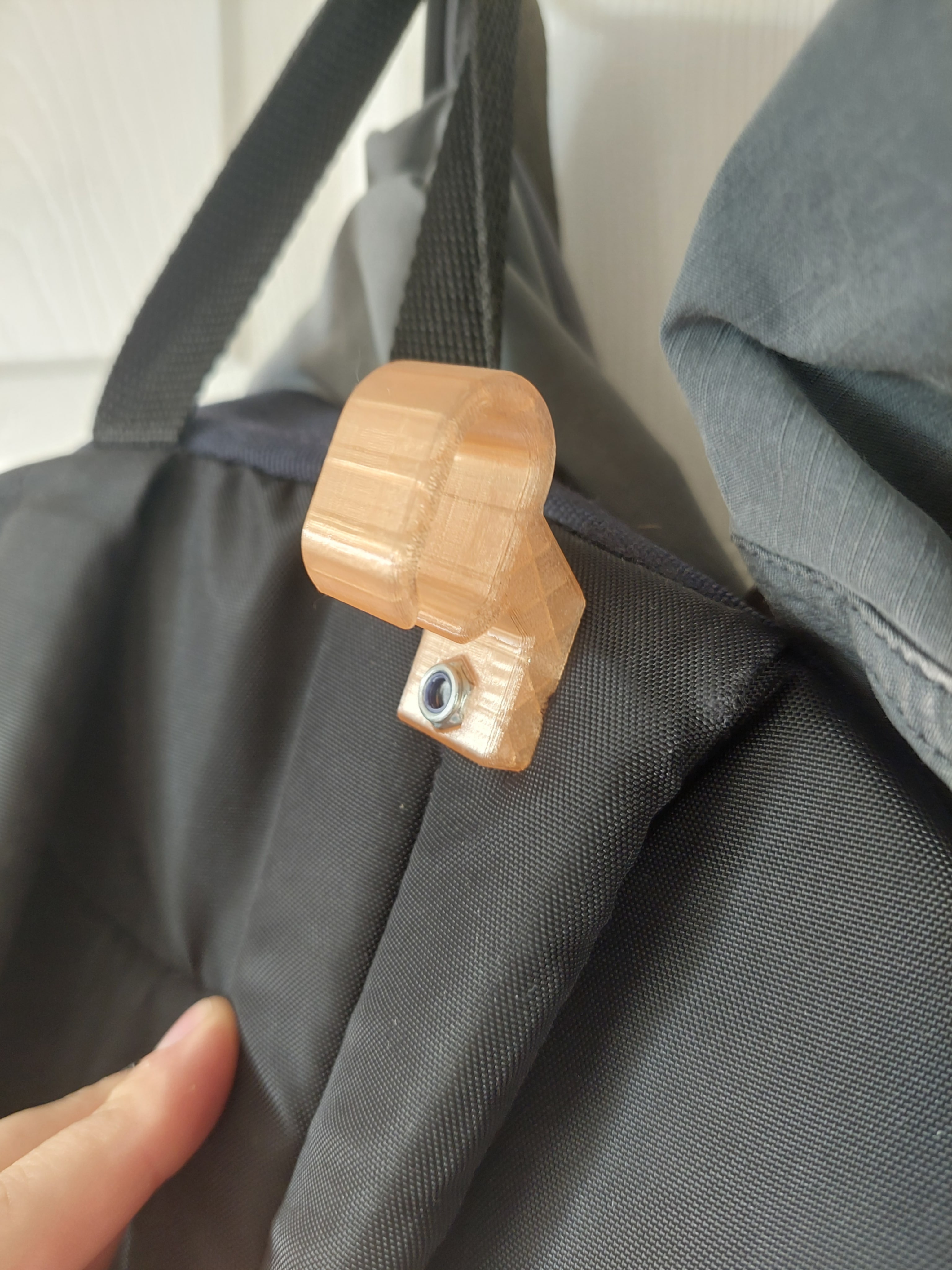 Universal Pannier Bag Hook with chamfers