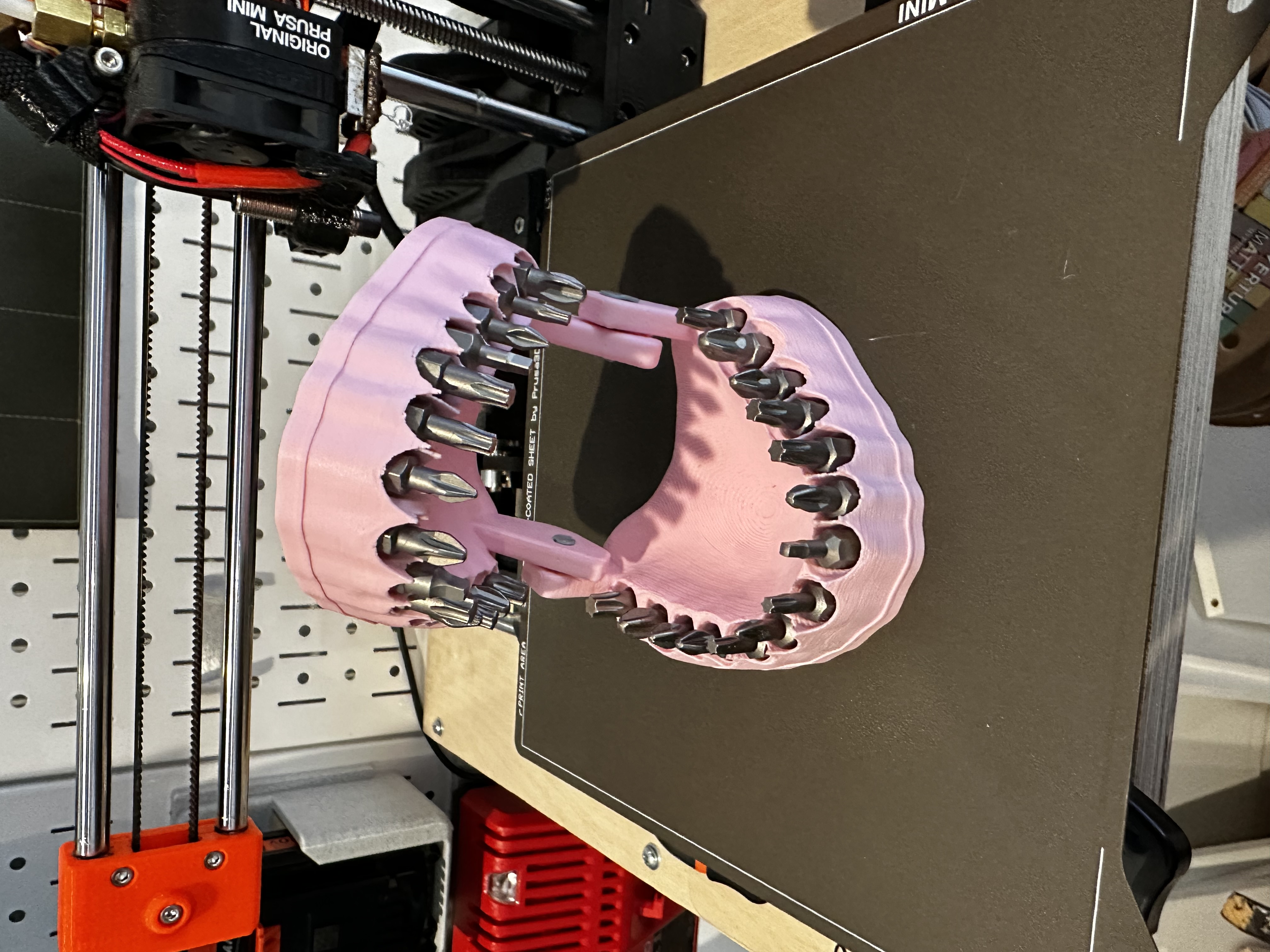 Bit Holder Teeth (Magnets on outside too) 3D model thumbnail