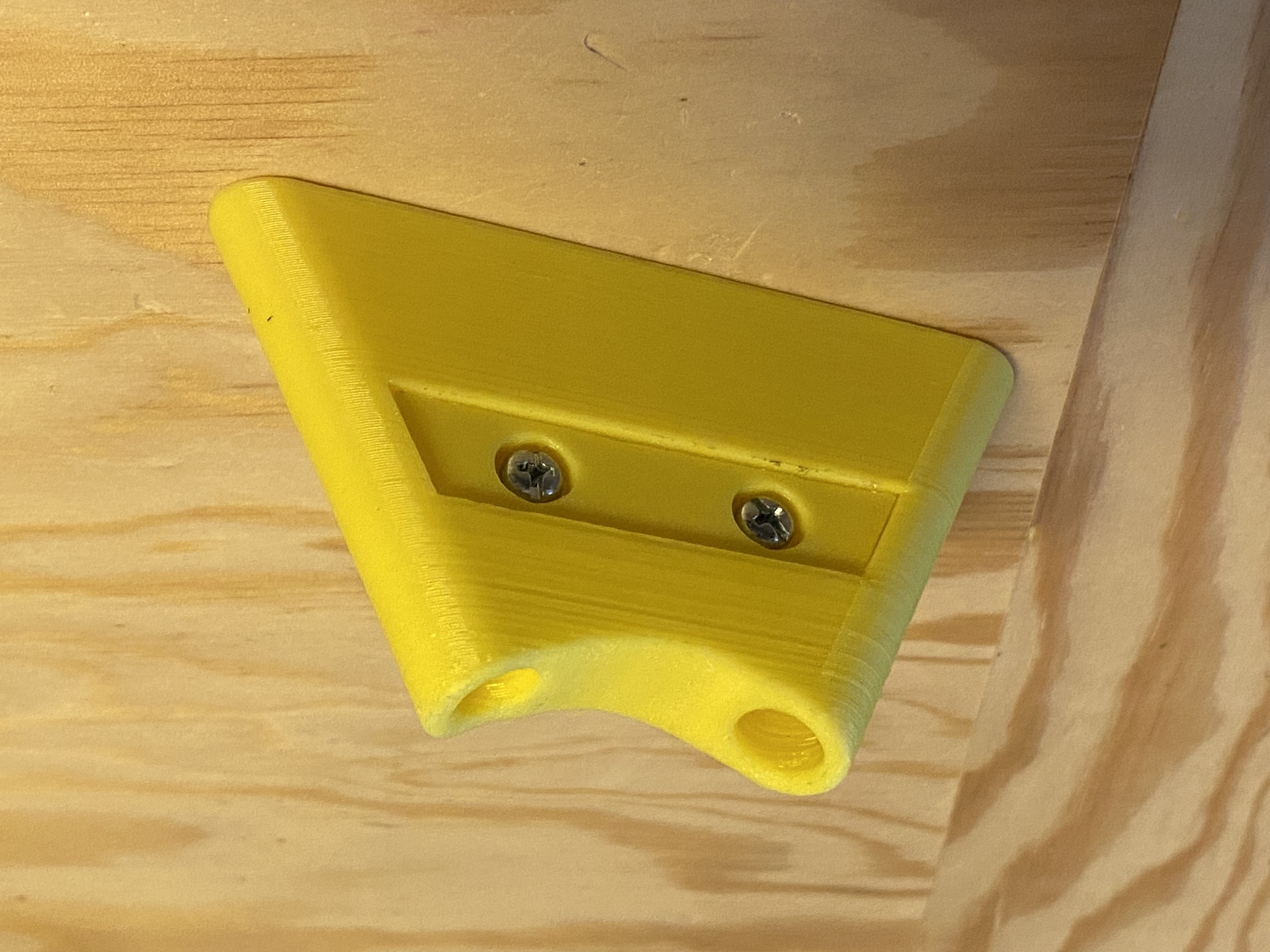 Battery spot welding electrode holder by Per Mejdal Rasmussen