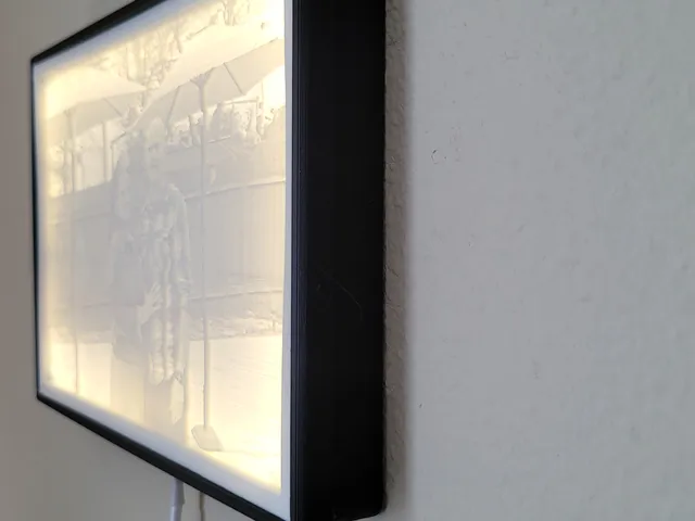 Lithophane frame