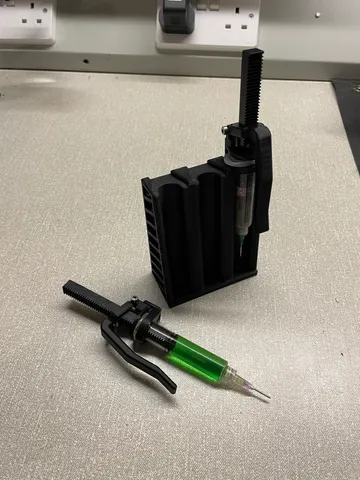 Syringe dispenser rack