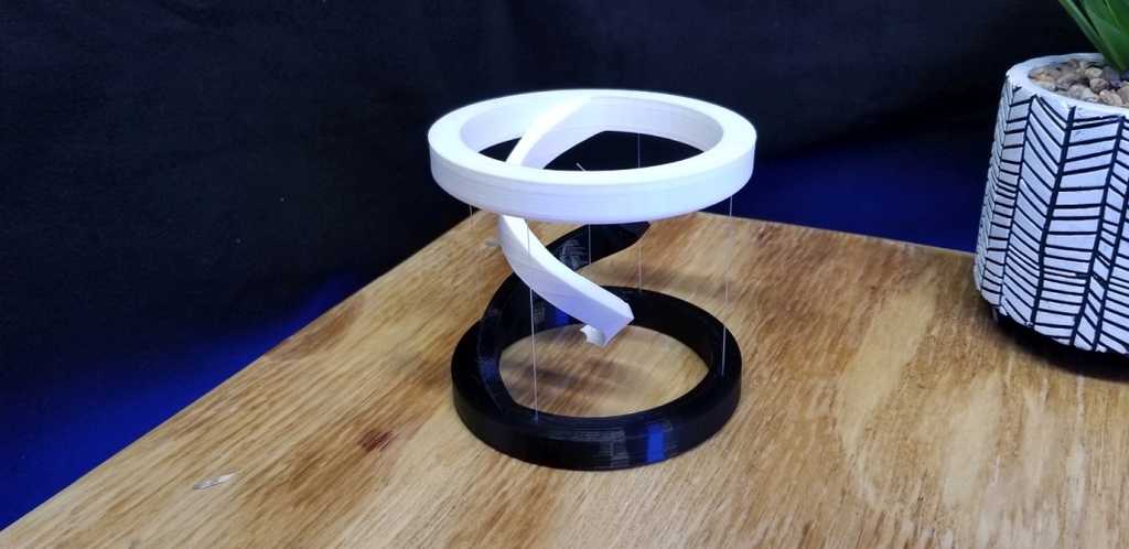 Tensegrity - Spiral