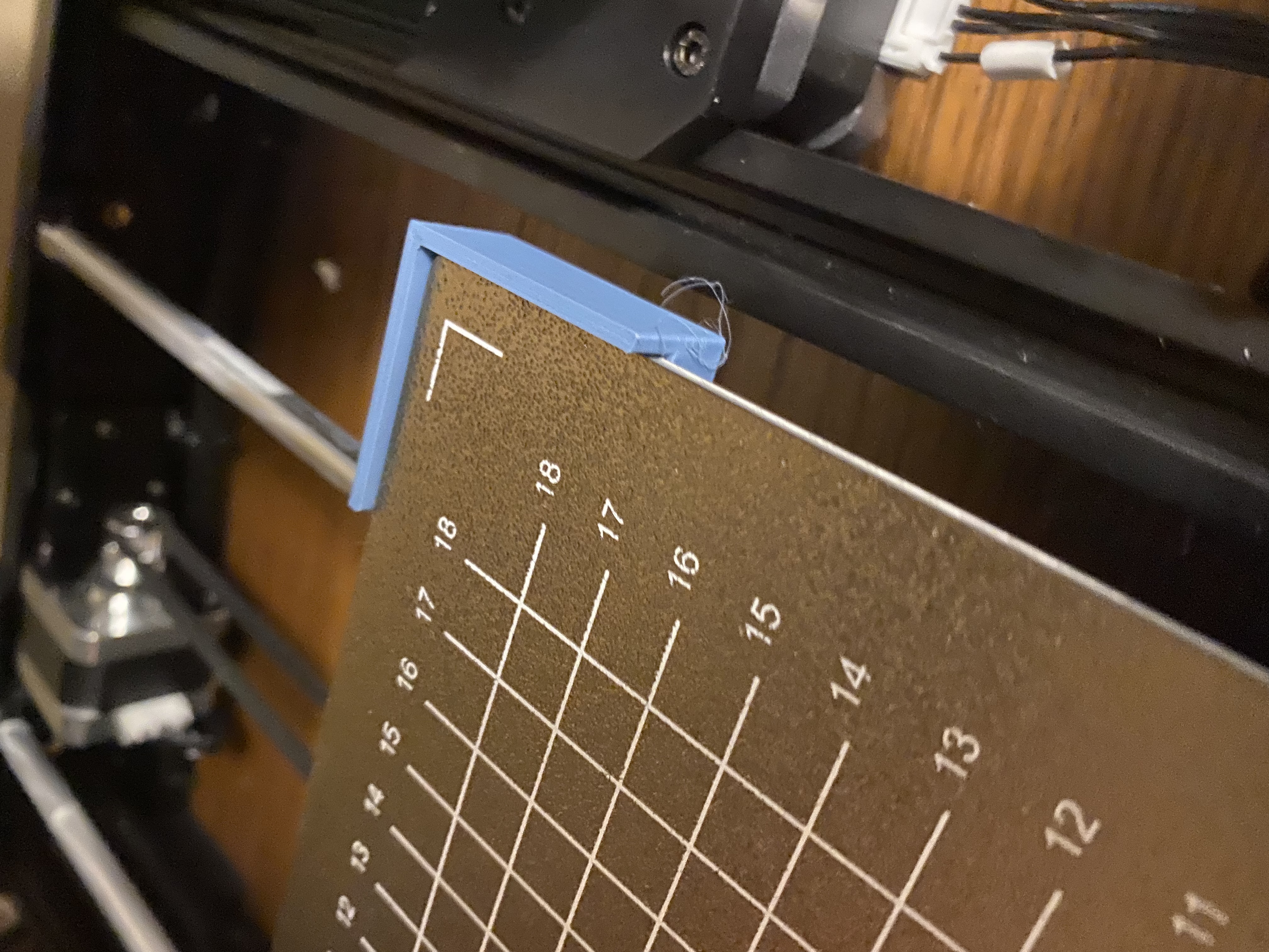 SV06 Clip-On Bed Aligner 3D model thumbnail