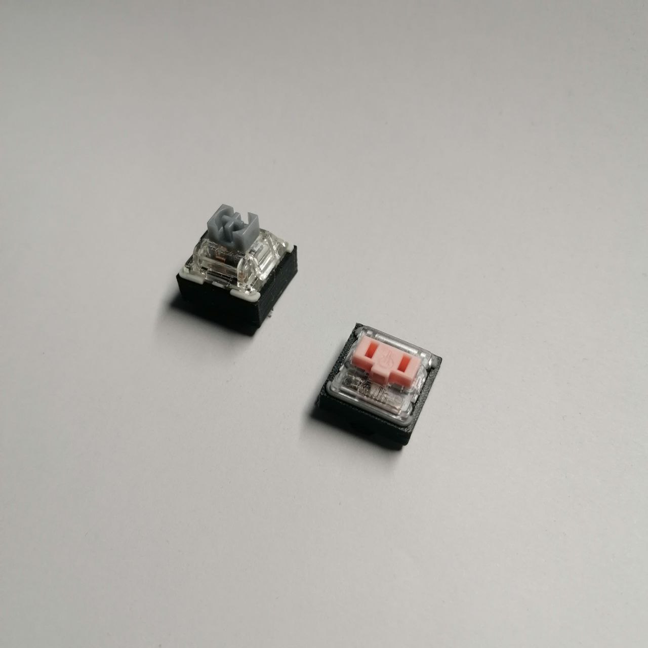 MX/CHOC switch socket with hotswap