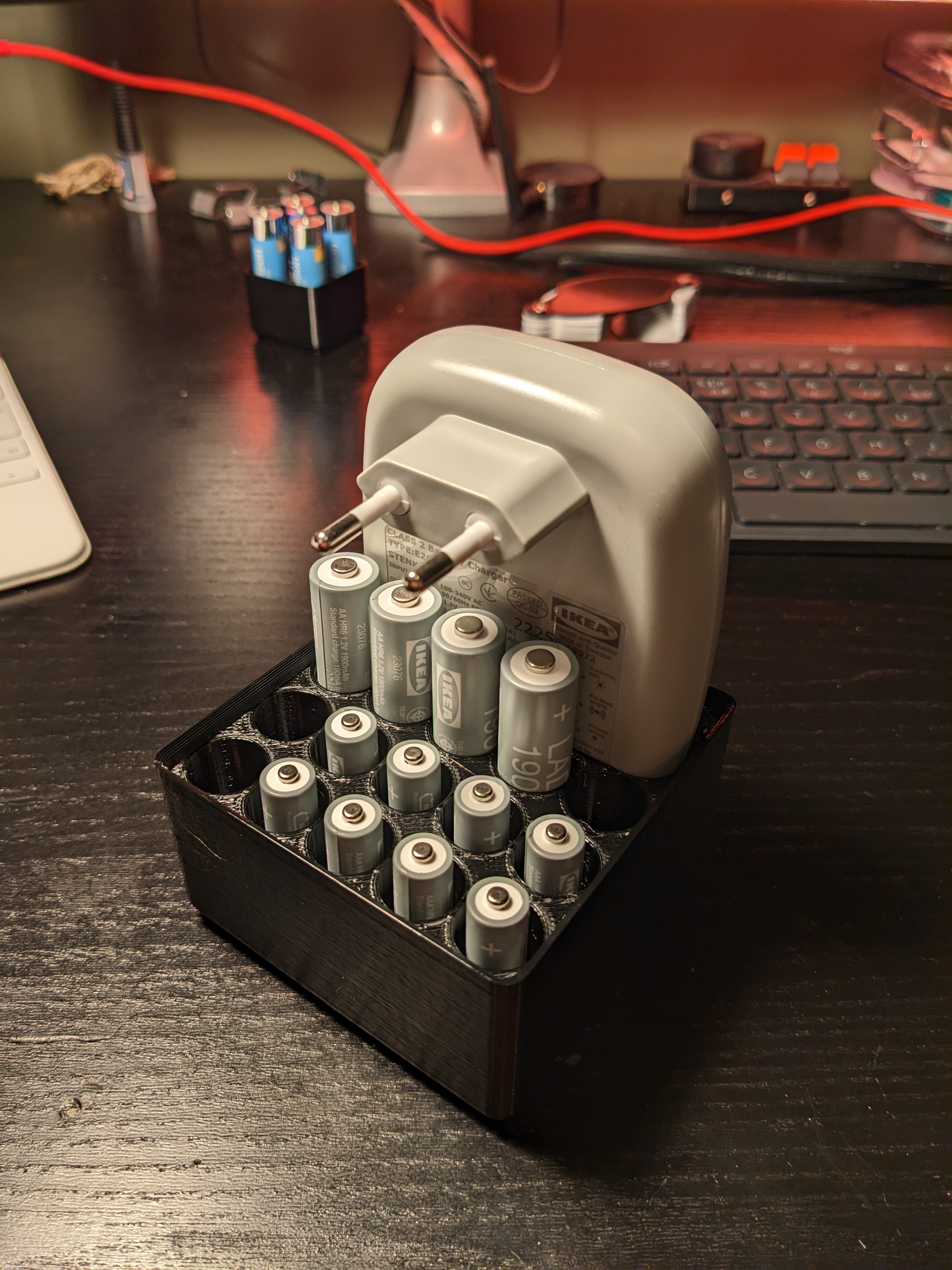 Gridfinity IKEA STENKOL / LADDA Charger and Battery Holder
