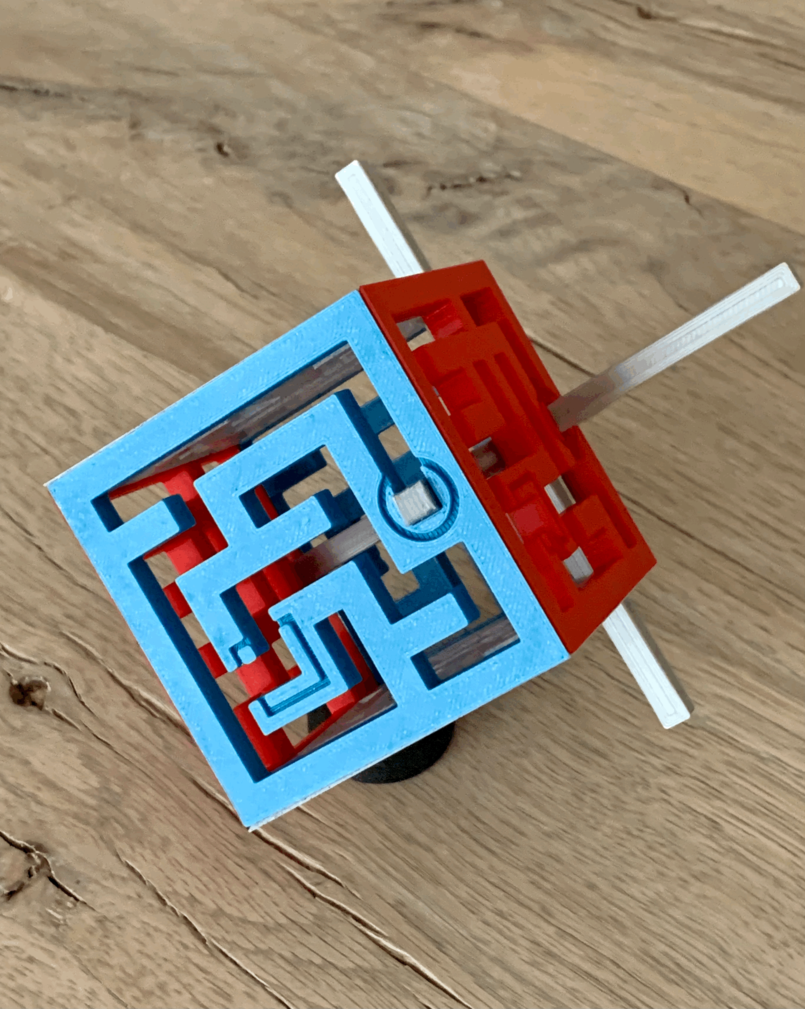 Oskars Cube Maze Puzzle