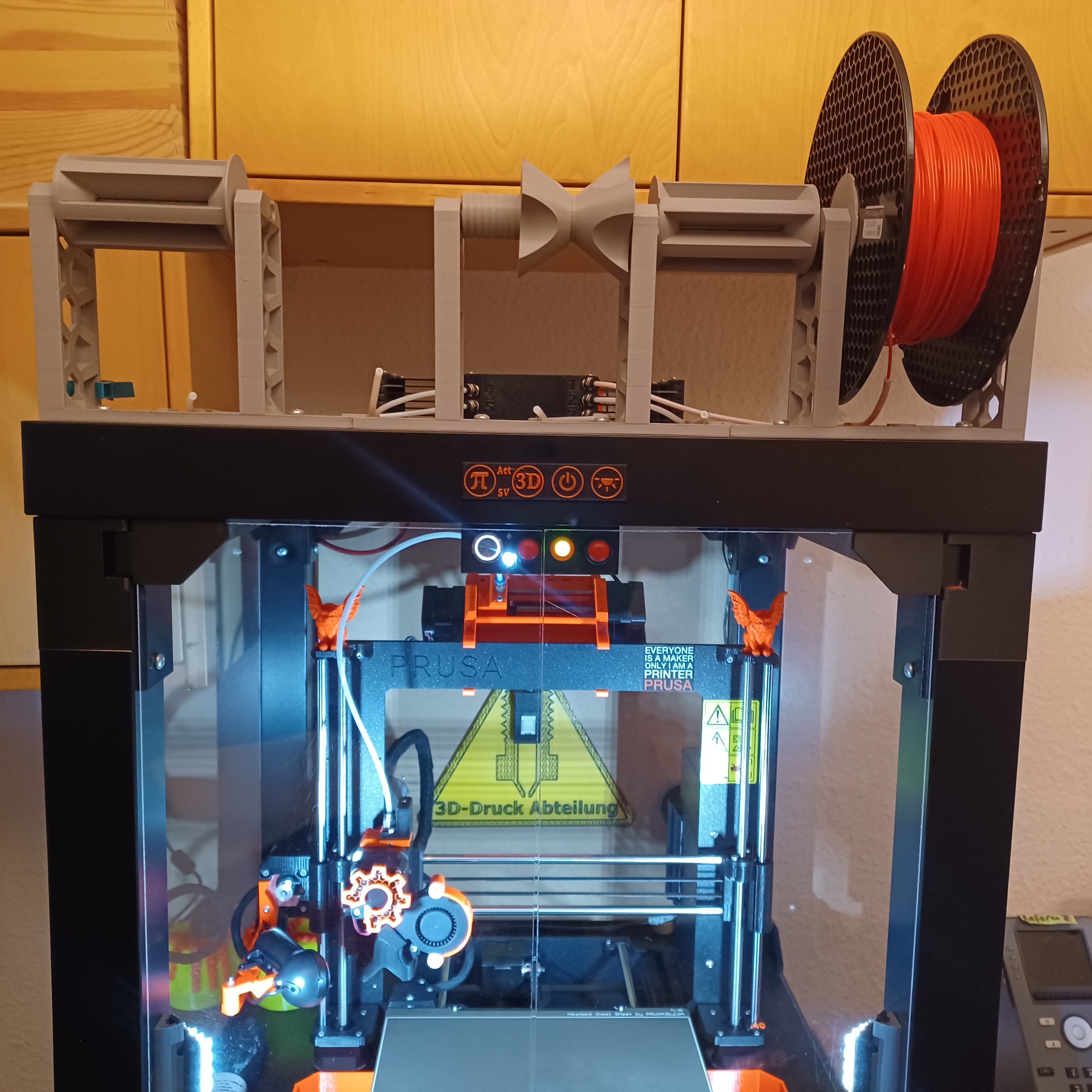 Switchbox for Ikea Enclosure with an OctoPi