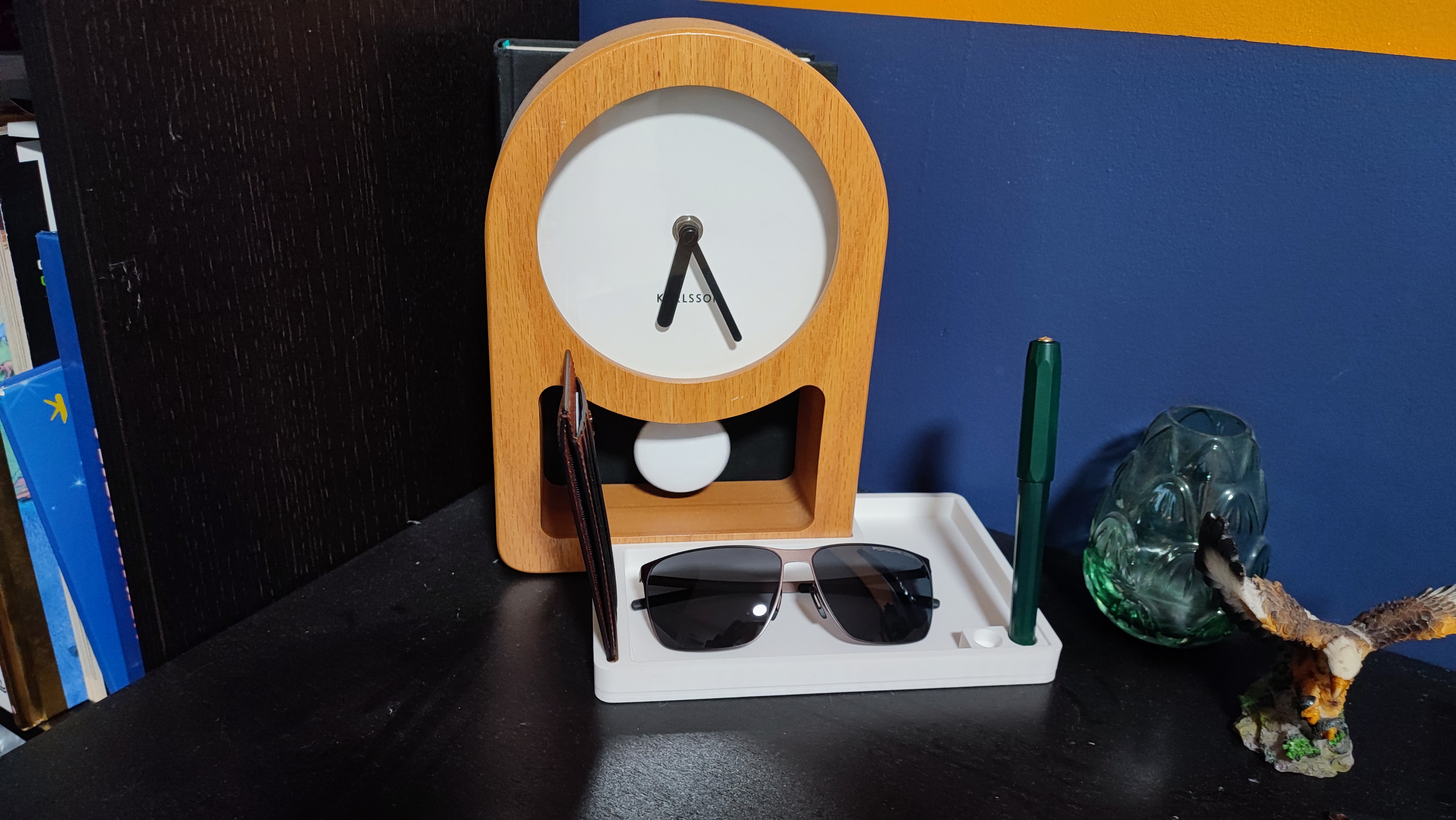 Organizer tray with option for extra divider