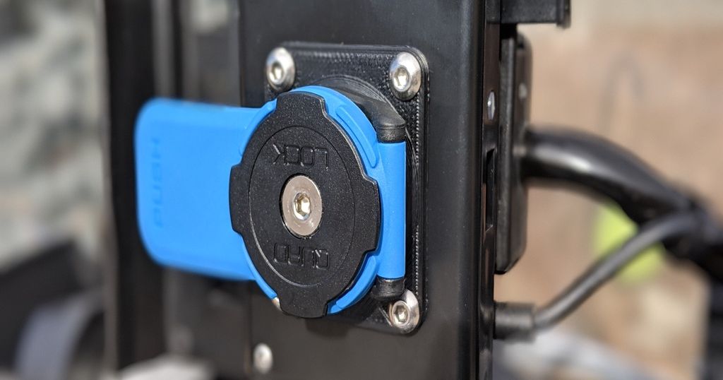 Quad Lock AMPS Adapter by Black Box Embedded Download free STL model