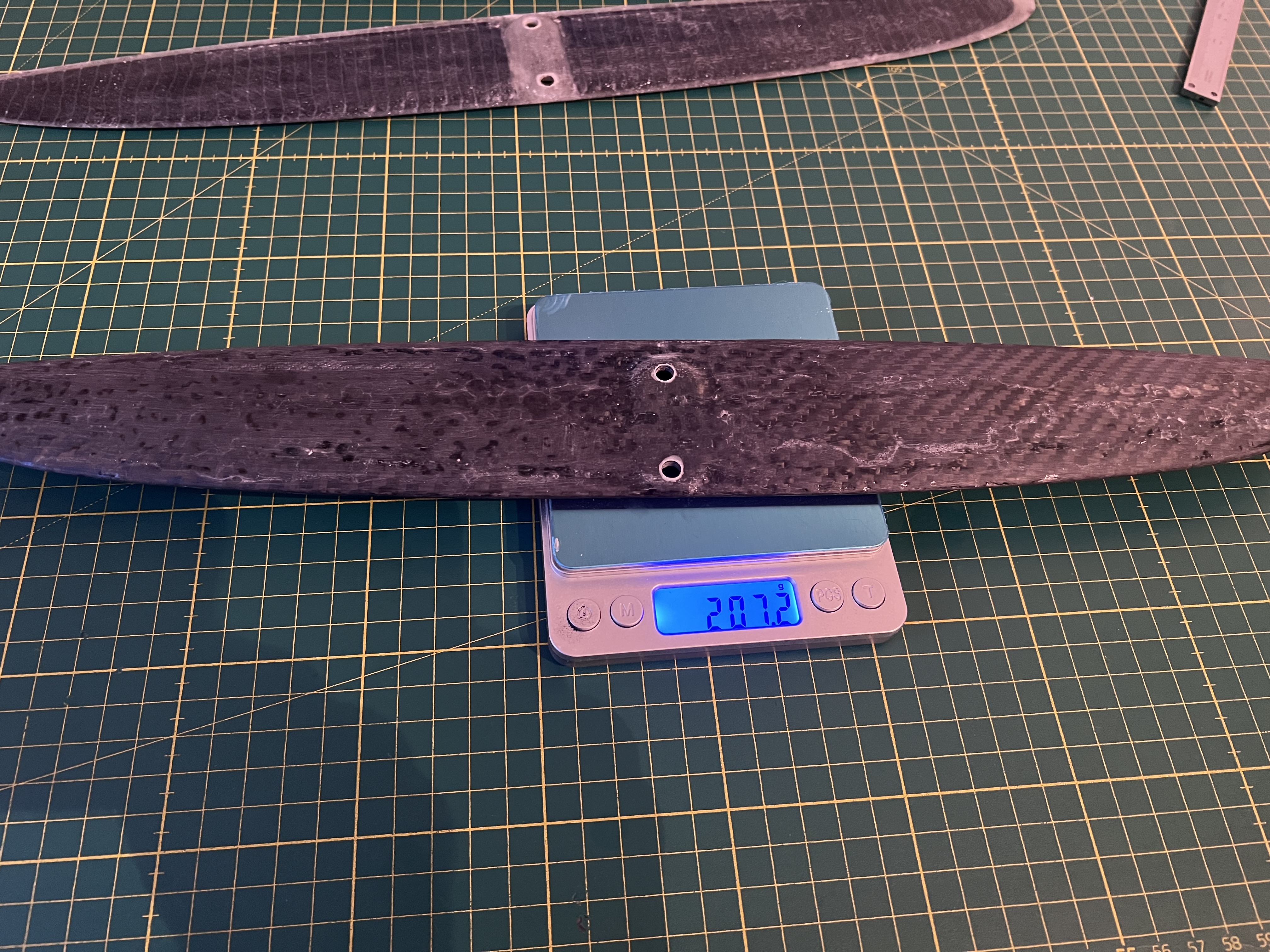 Hydrofoil stab compression mold — thumbnail 27