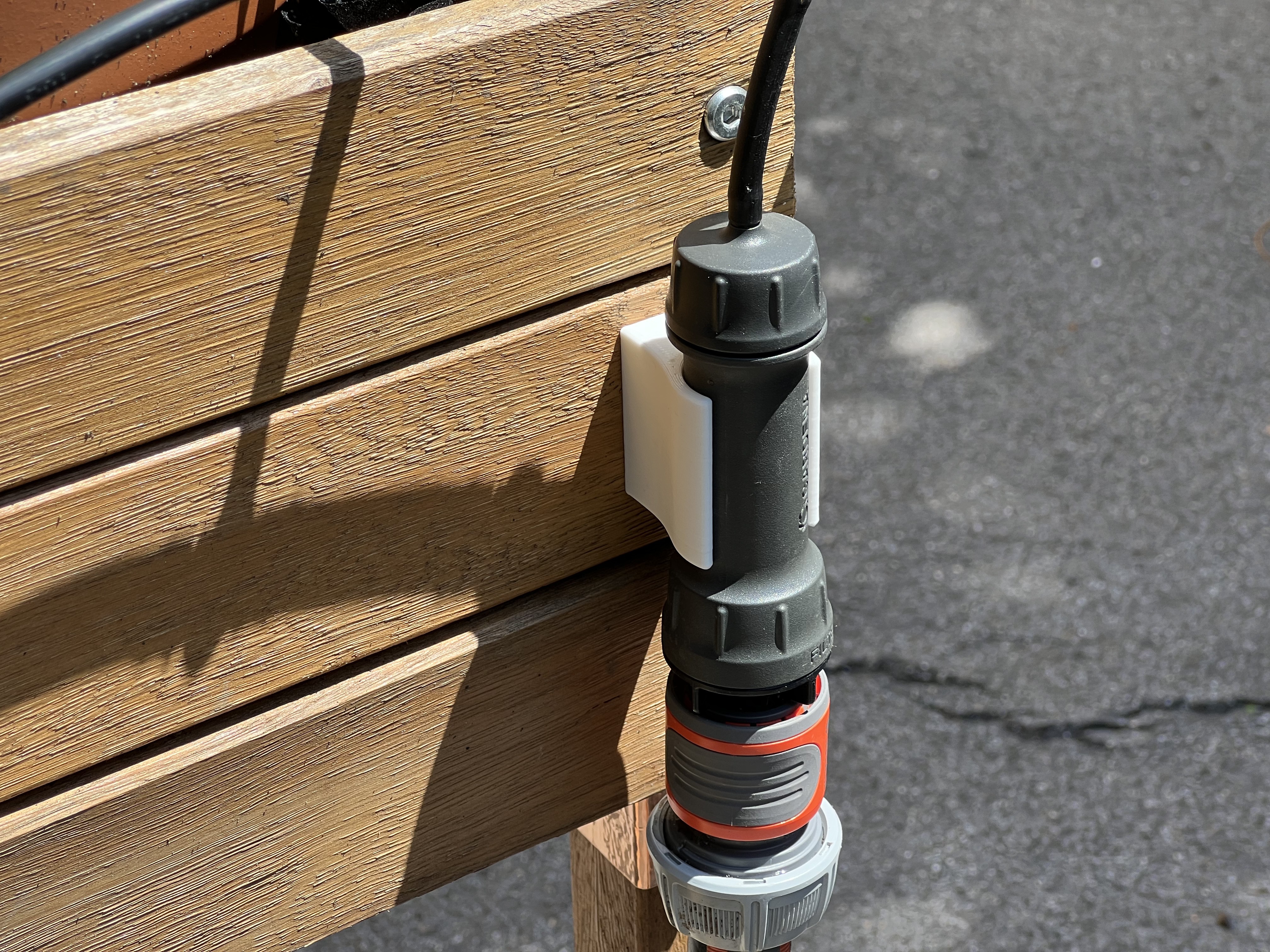 Gardena microdrip master unit mount