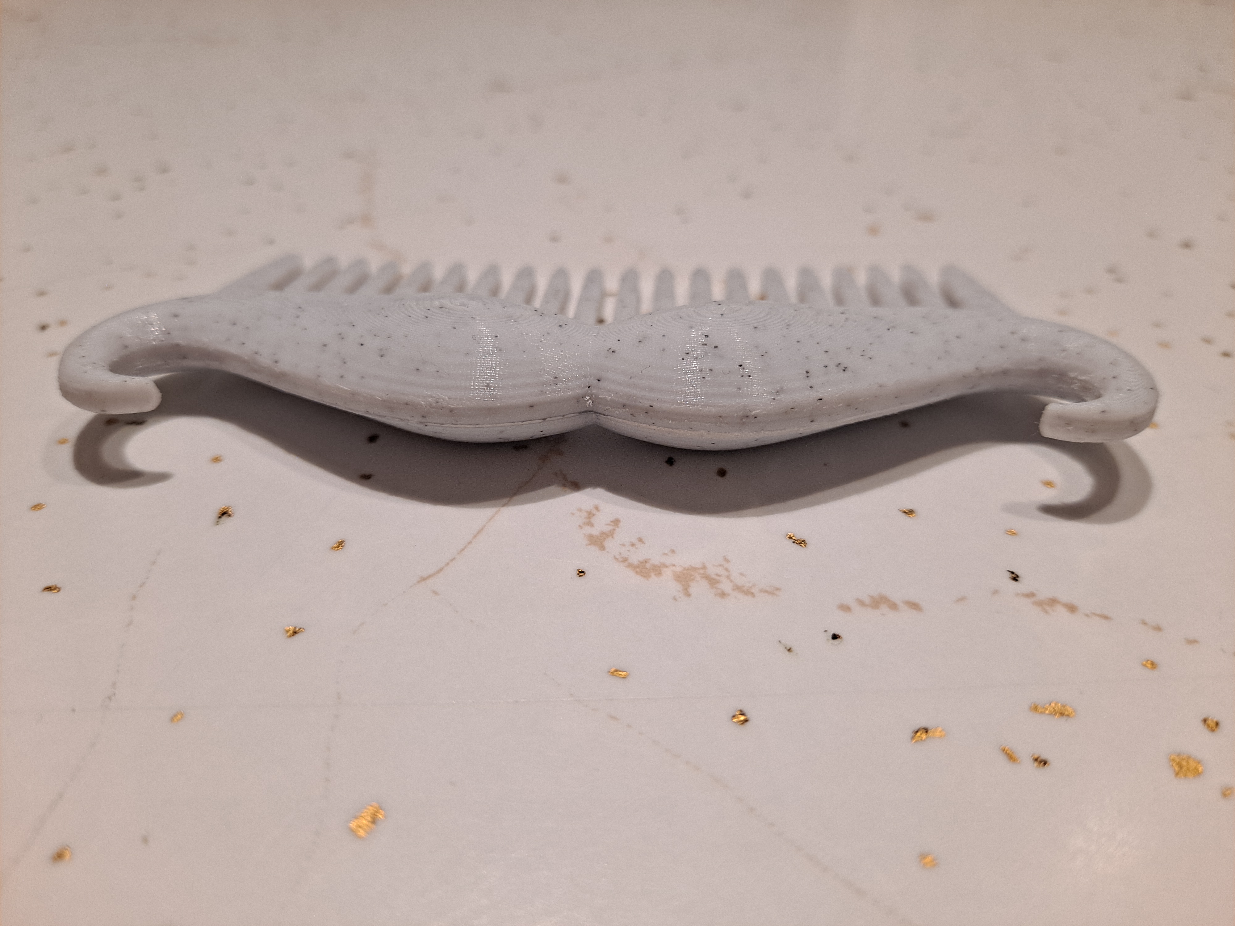 Mustache comb — miniatura 2