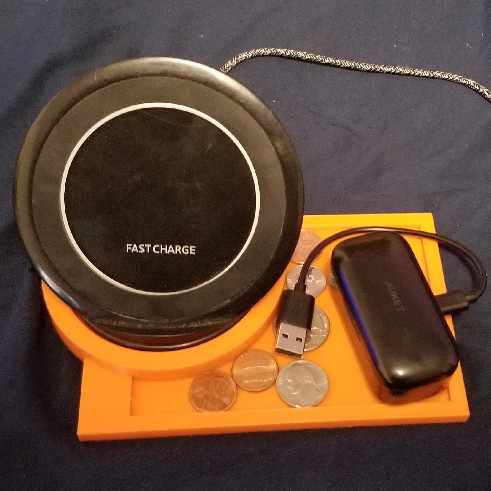 Sorting Tray with Wireless Charger