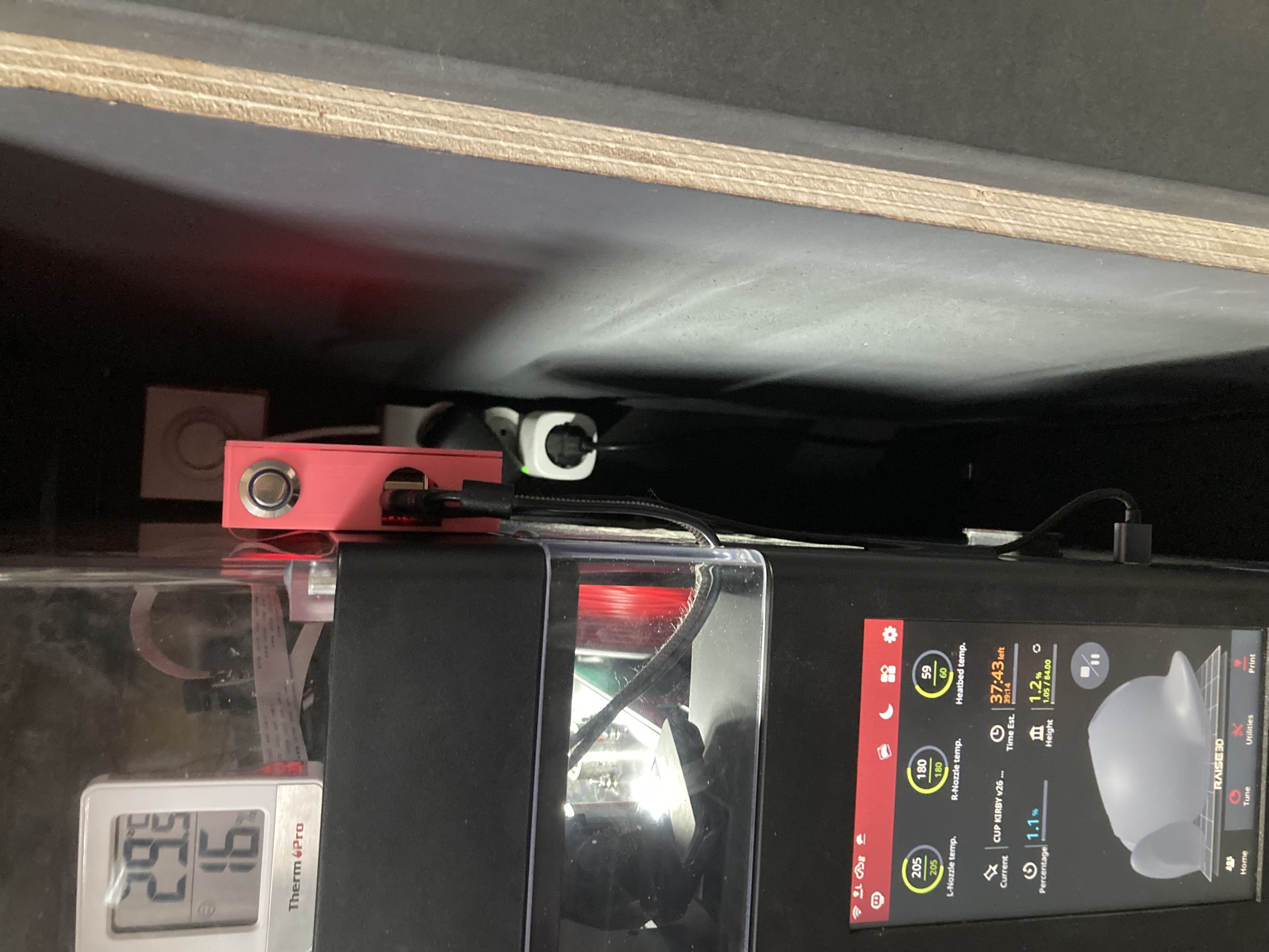 Raspberry Pi Case for webcam live feed & HQ time lapse mode by GLOUPY