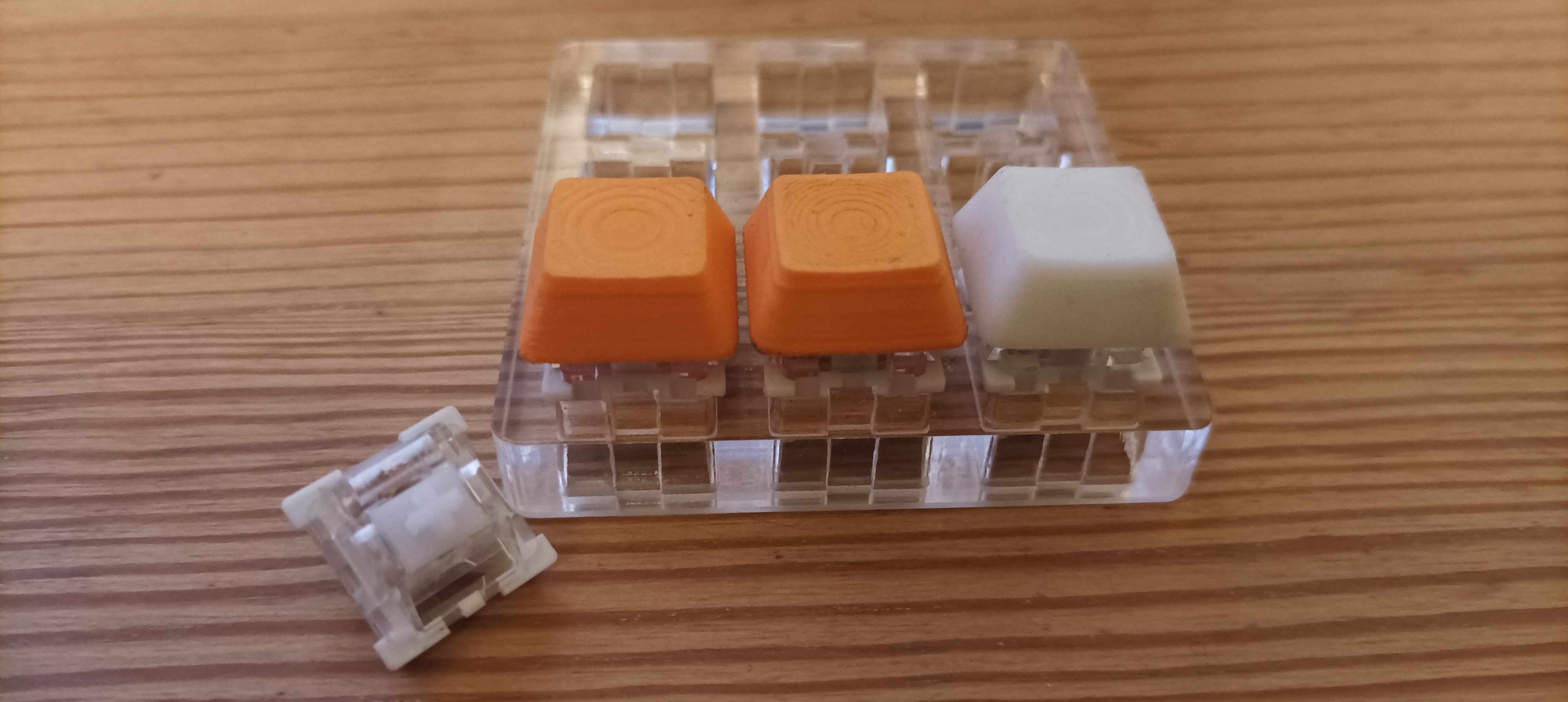 Touche / capuchon pour clavier mecanique