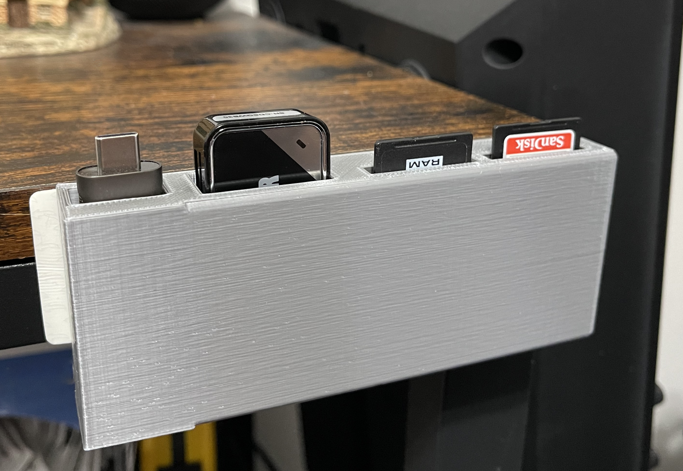 SD Card Holder remix with USB-C adapter