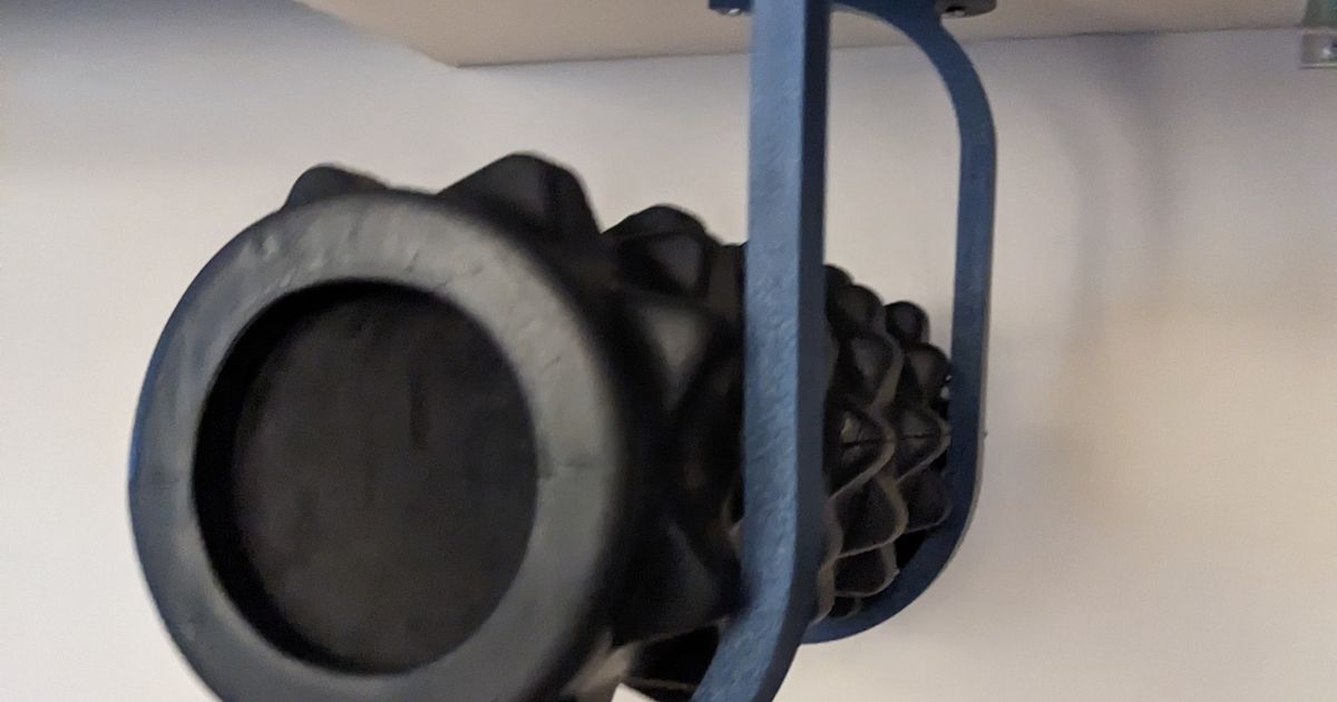 Foam Roller Holder by Phaeton Industries Download free STL model