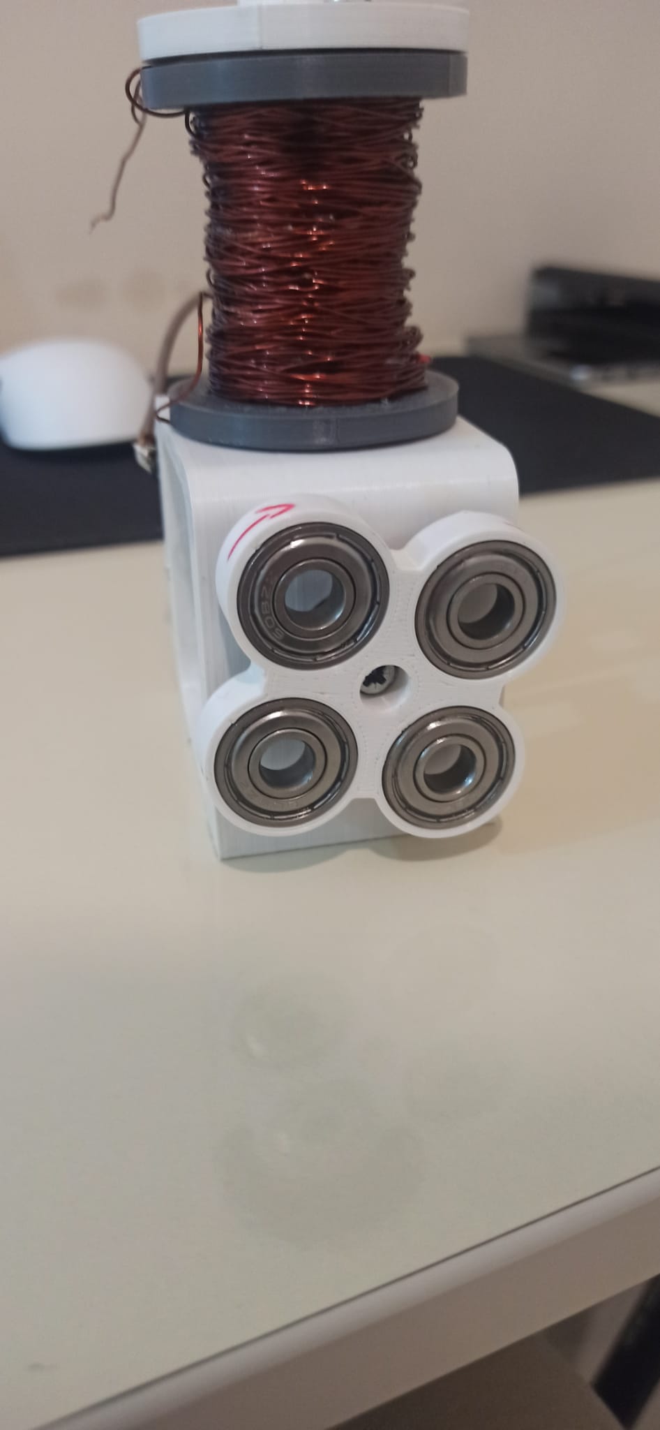 Miniatura 3 do modelo 3D Magnetic Engine V2