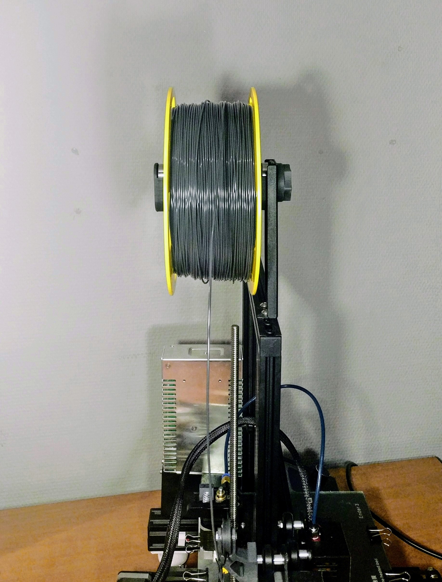 Creality (Ender 3) Filament holder 80mm spools by TheLucas777 ...