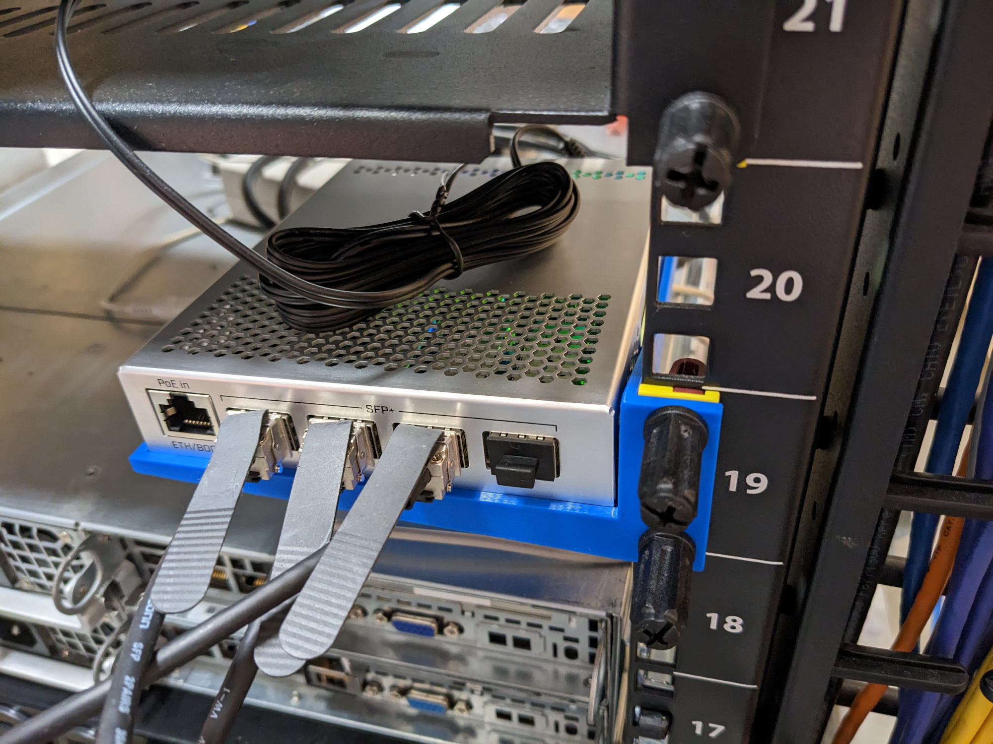 Rack Shelf for CRS305-1G-4S+IN