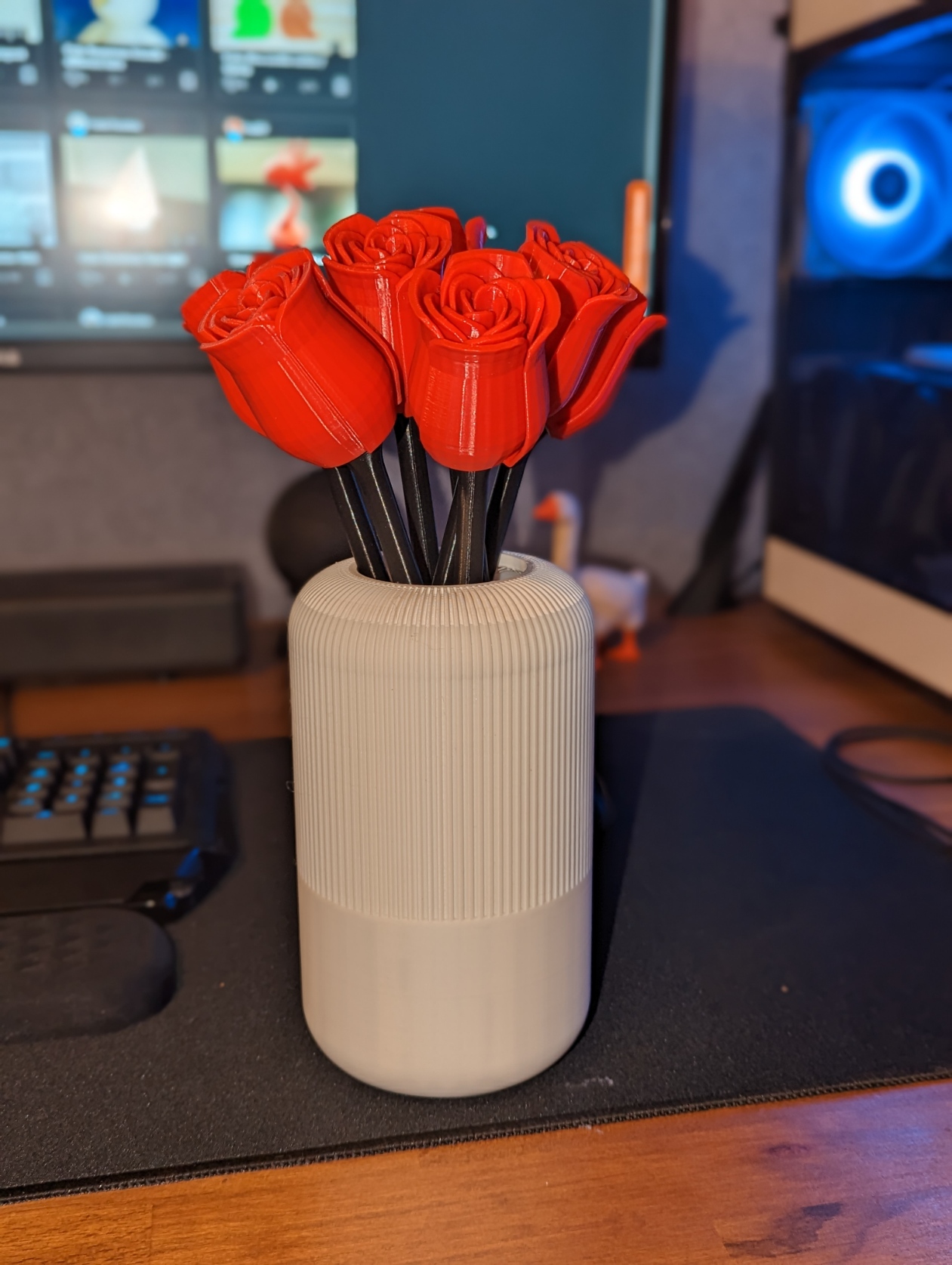 modern-vase-by-markus-download-free-stl-model-printables