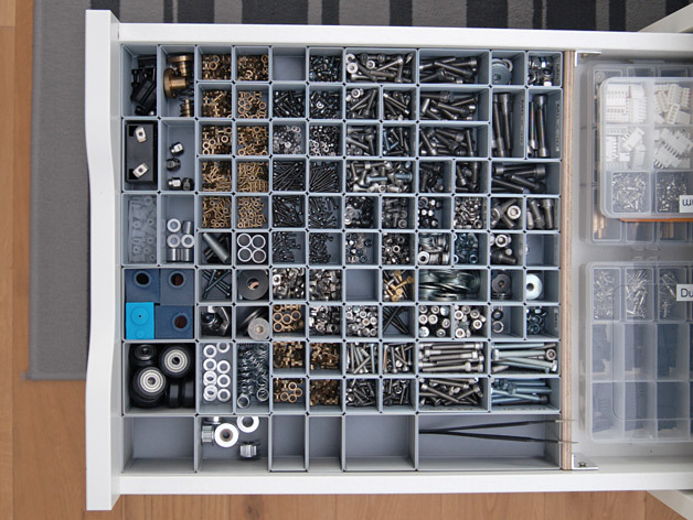 Miniatura 2 do modelo 3D Screw Box