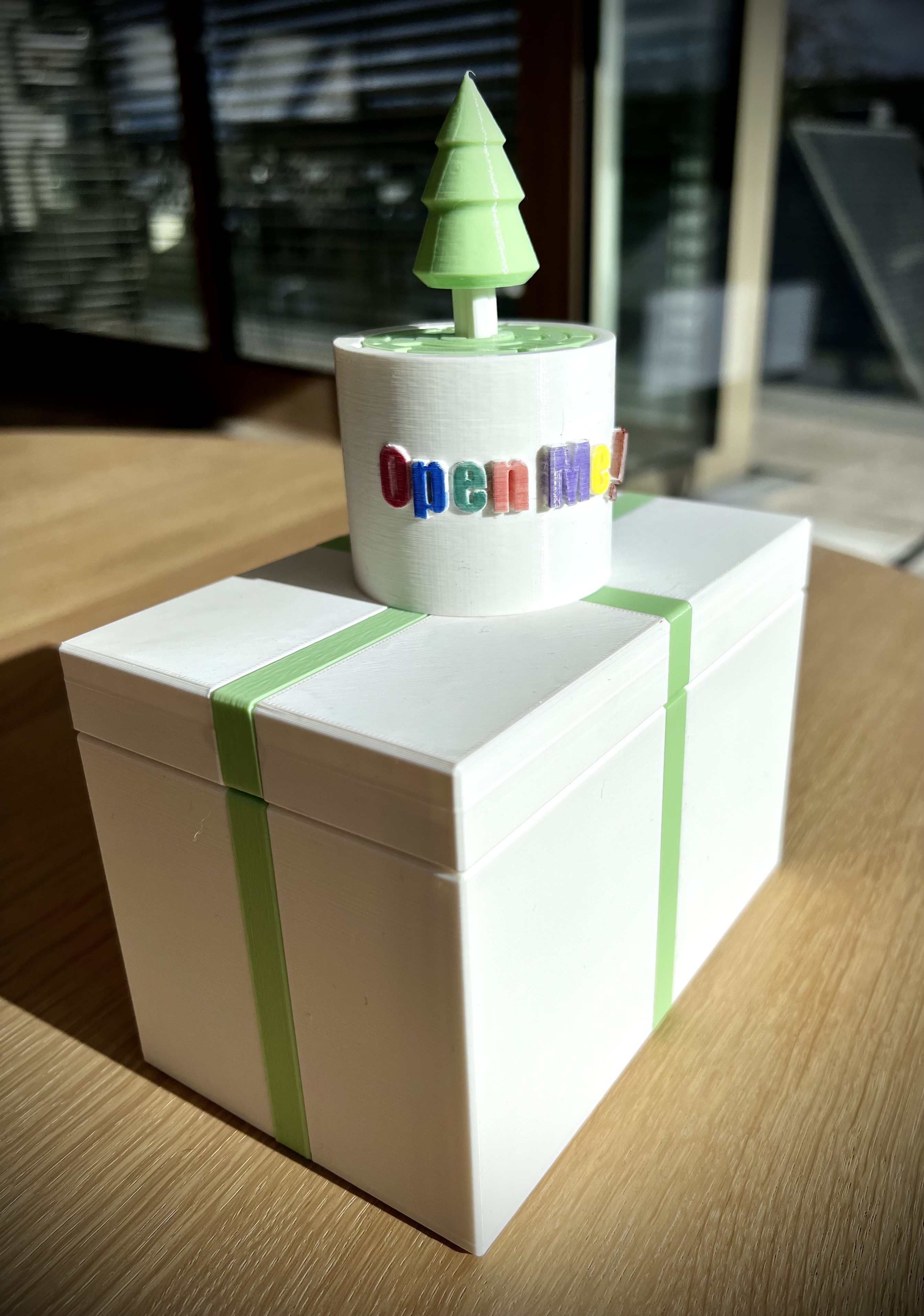 Puzzle Topper for Gift boxes
