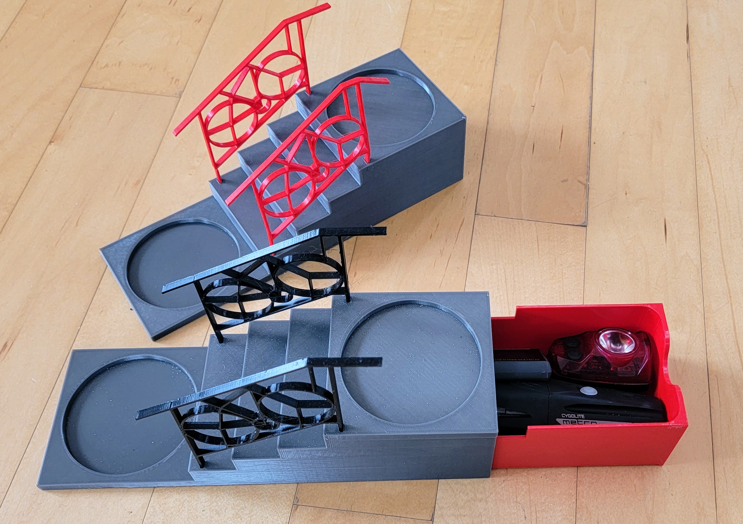 Coaster Steps Tray with Bicycle Railings