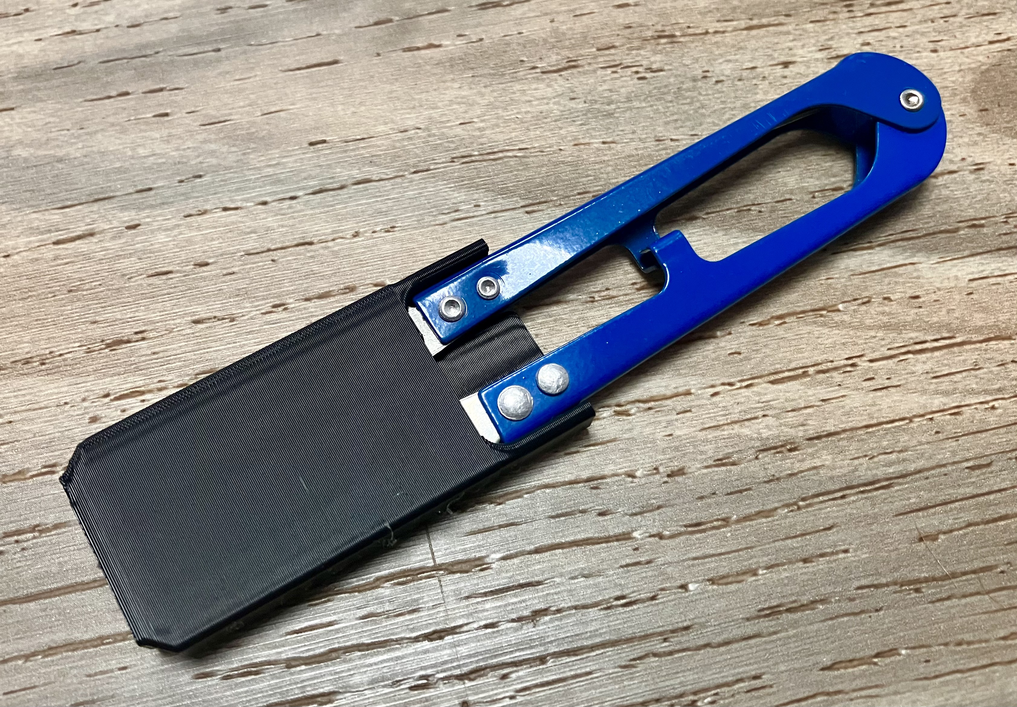 Snips Case Without Retainer