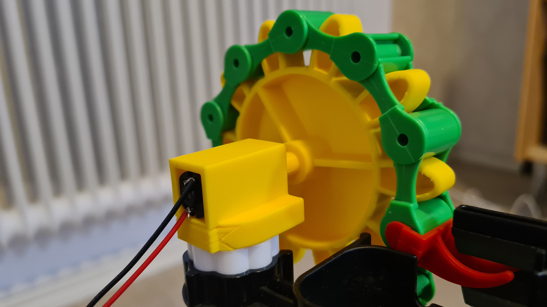 Migoga marble run (now with motor)