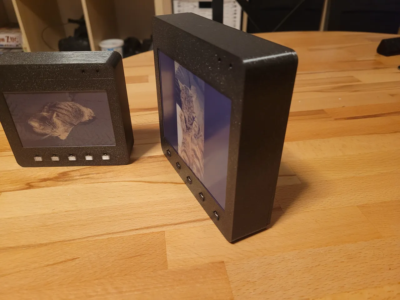 Stand for Picture frame for pimoroni Inky Impression by ressu, Download  free STL model