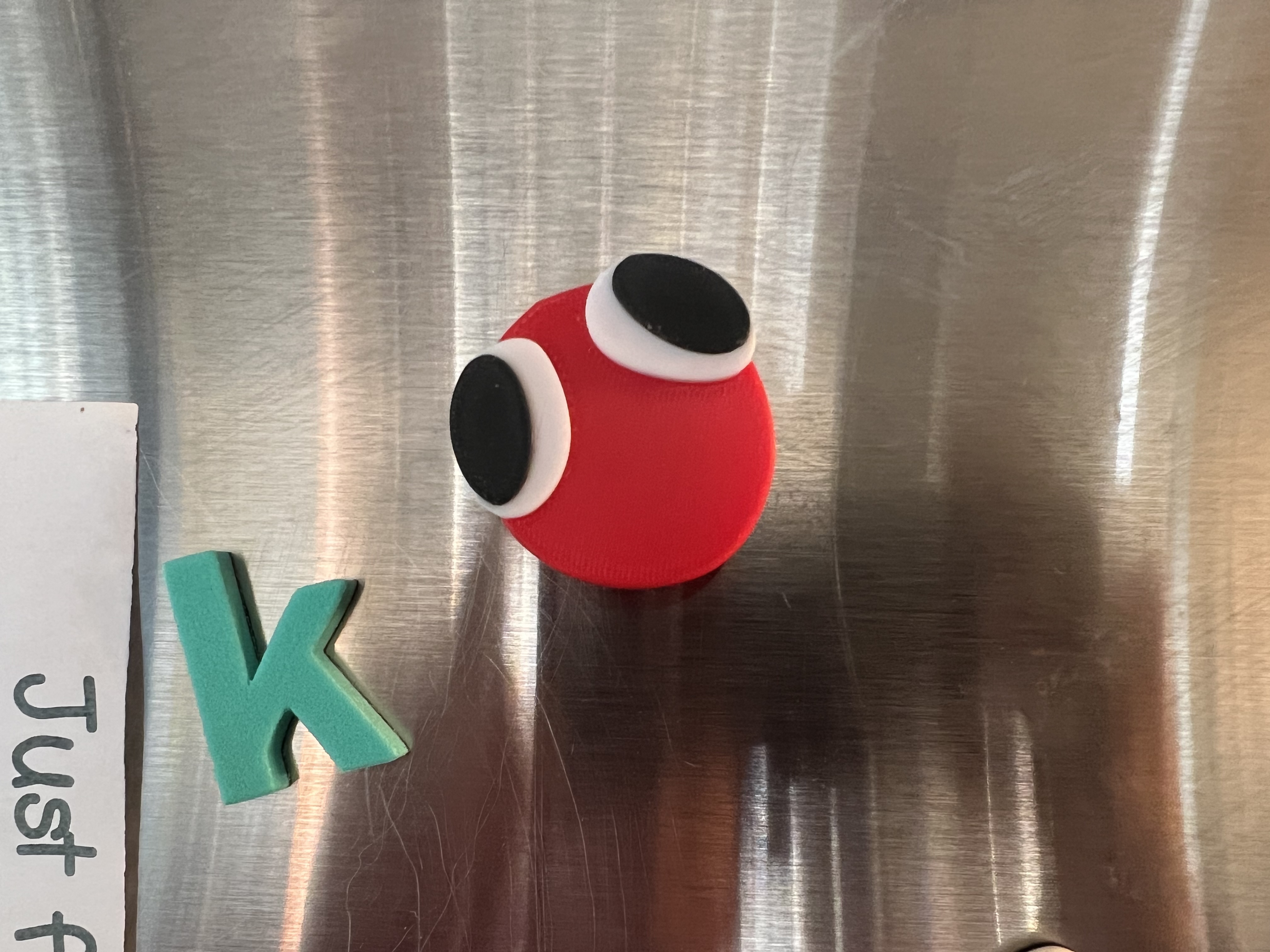 Rainbow Friends Red magnet