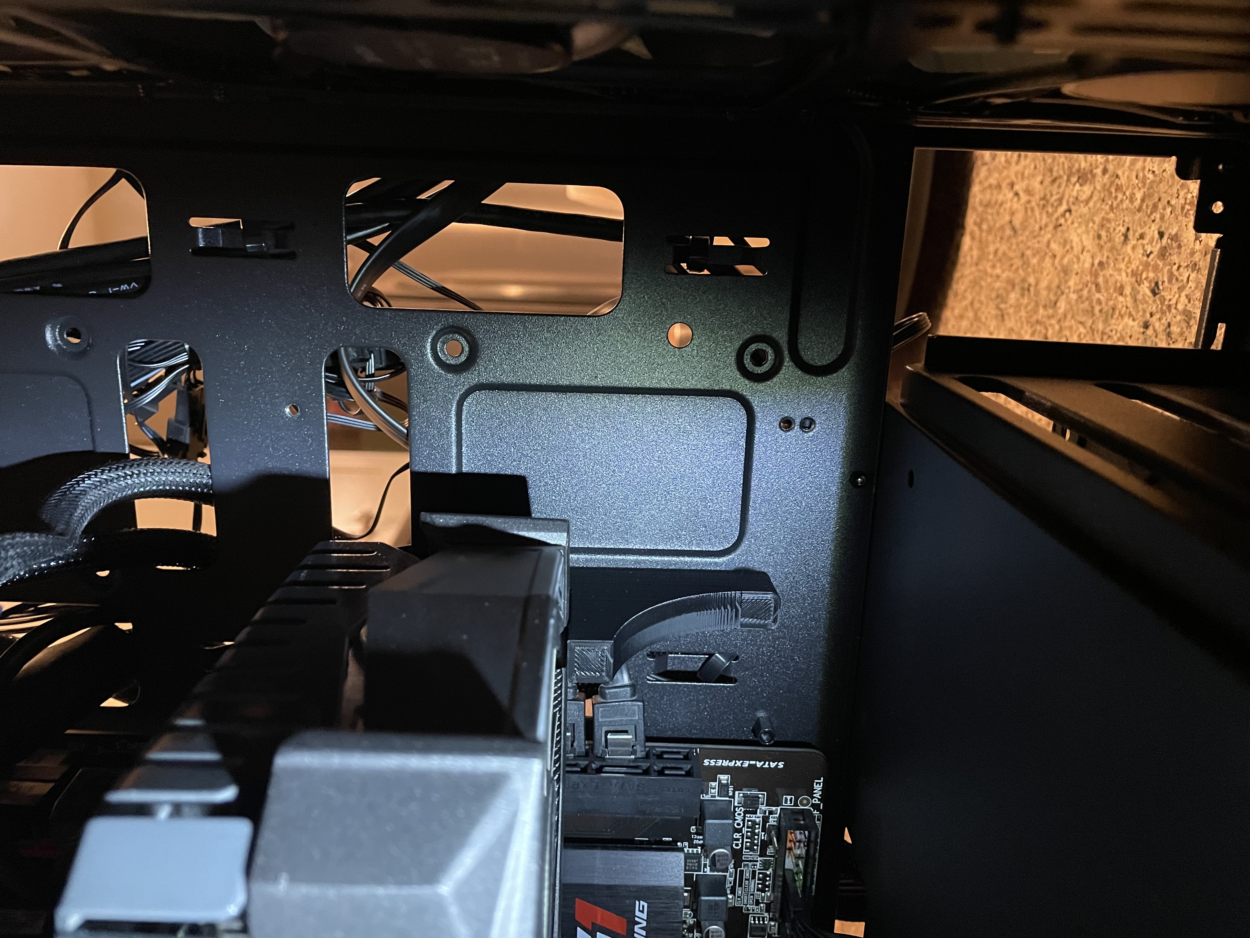 Miniatura 3 do modelo 3D DeepCool Matrexx 50 GPU support Bracket