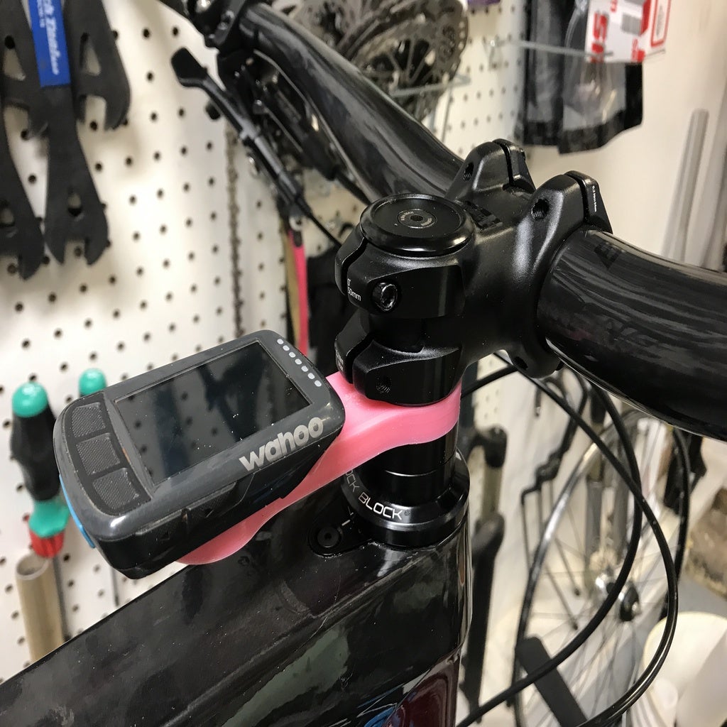 Improved Wahoo Elemnt steerer tube headset mount