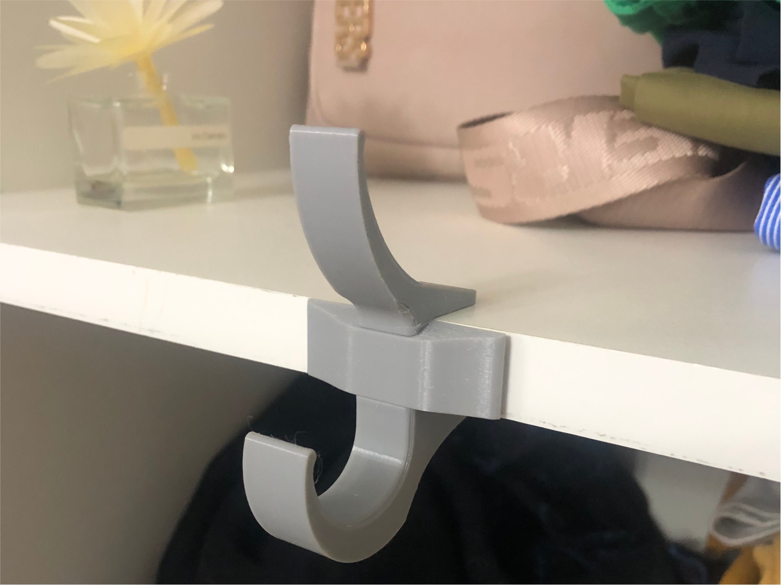 Shelf hook